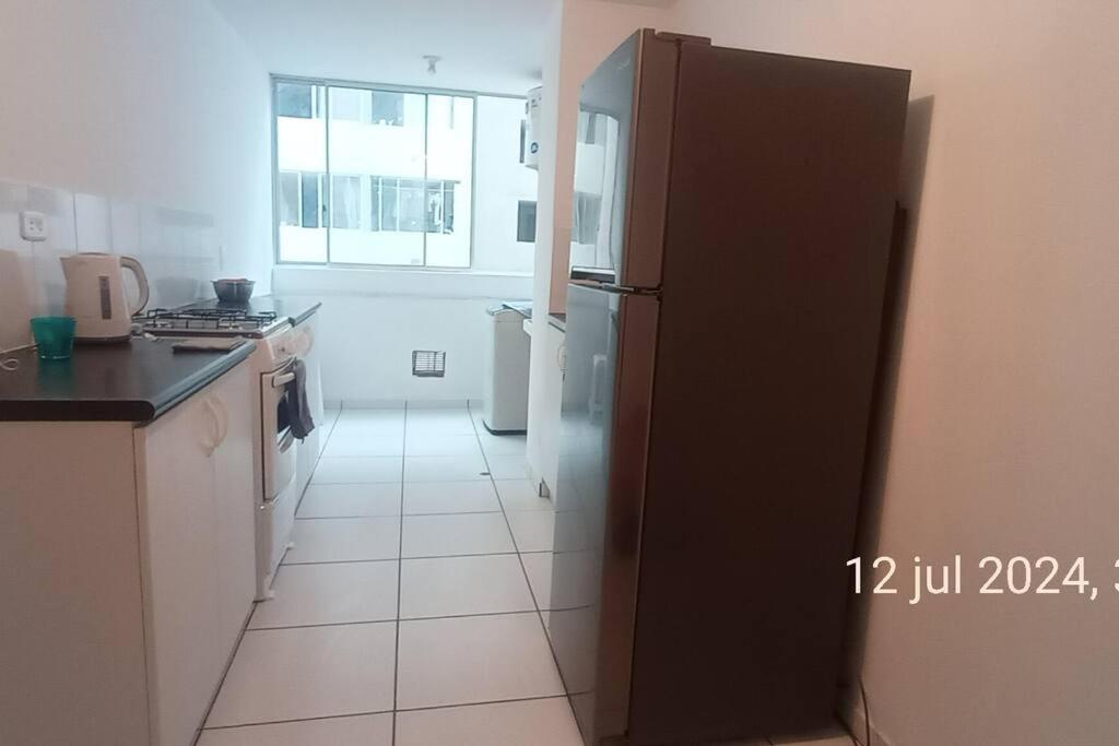 Gran y Hermoso Departamento de 90 m2 Zona tranquila, Big and Beautiful Partament 90 m2 with Security view 2