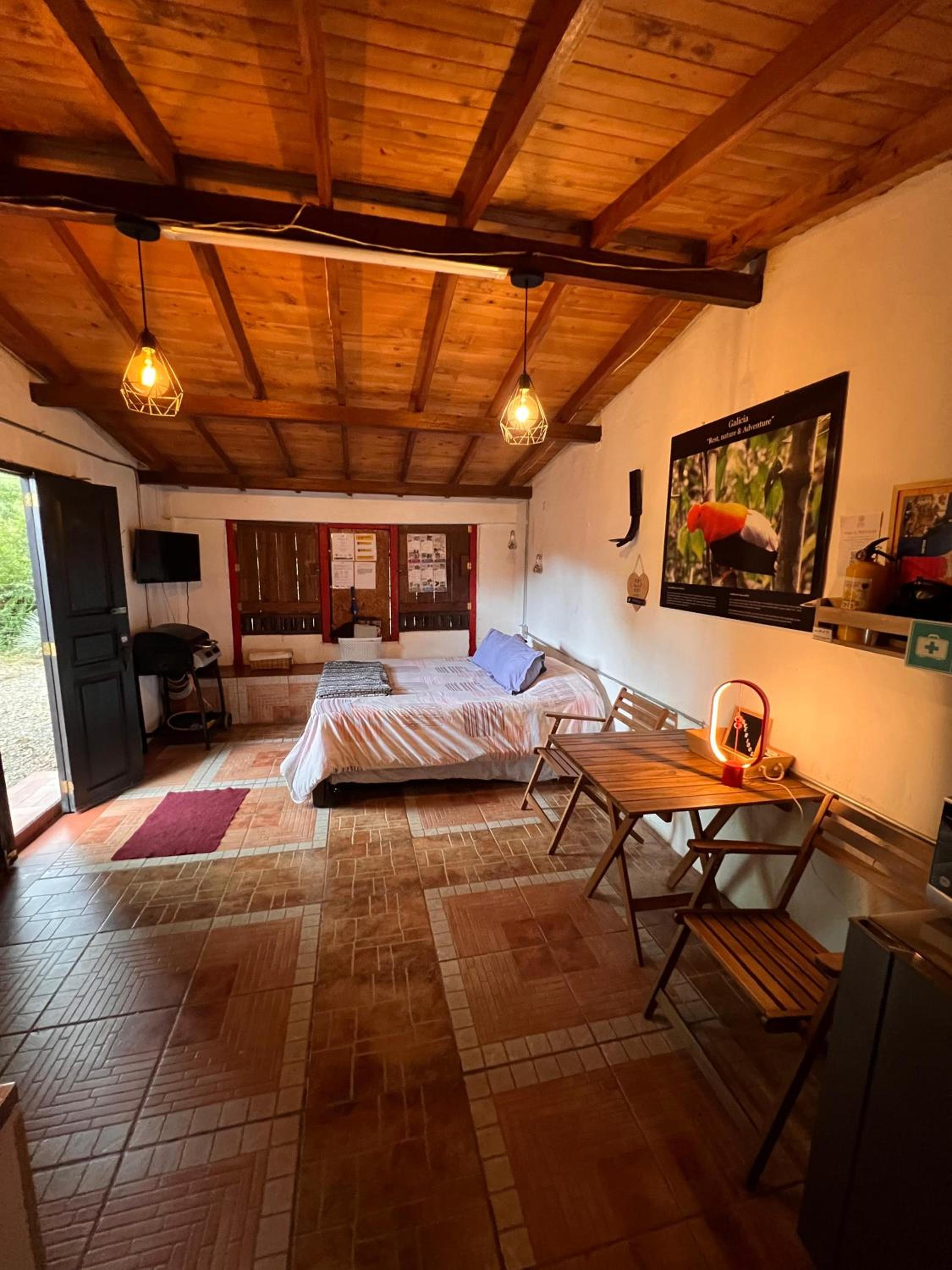Cabaña & glamping para grupos de 4 a 6 personas, cerca al parque y con avistamiento de aves