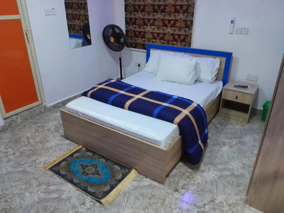 Beautiful 3 bedrooms apartment TV in all rooms view 4