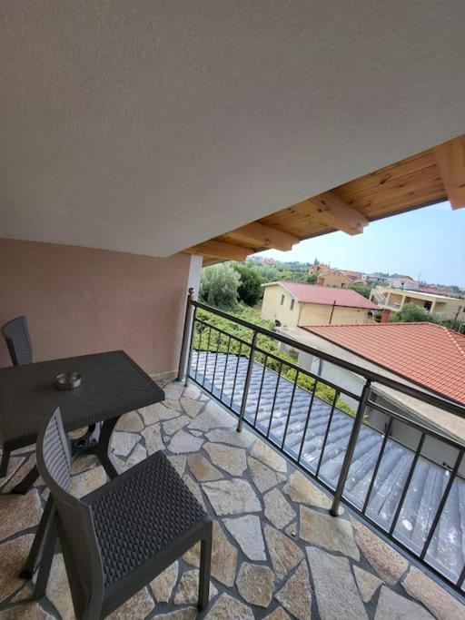 Villa Xhovi 2