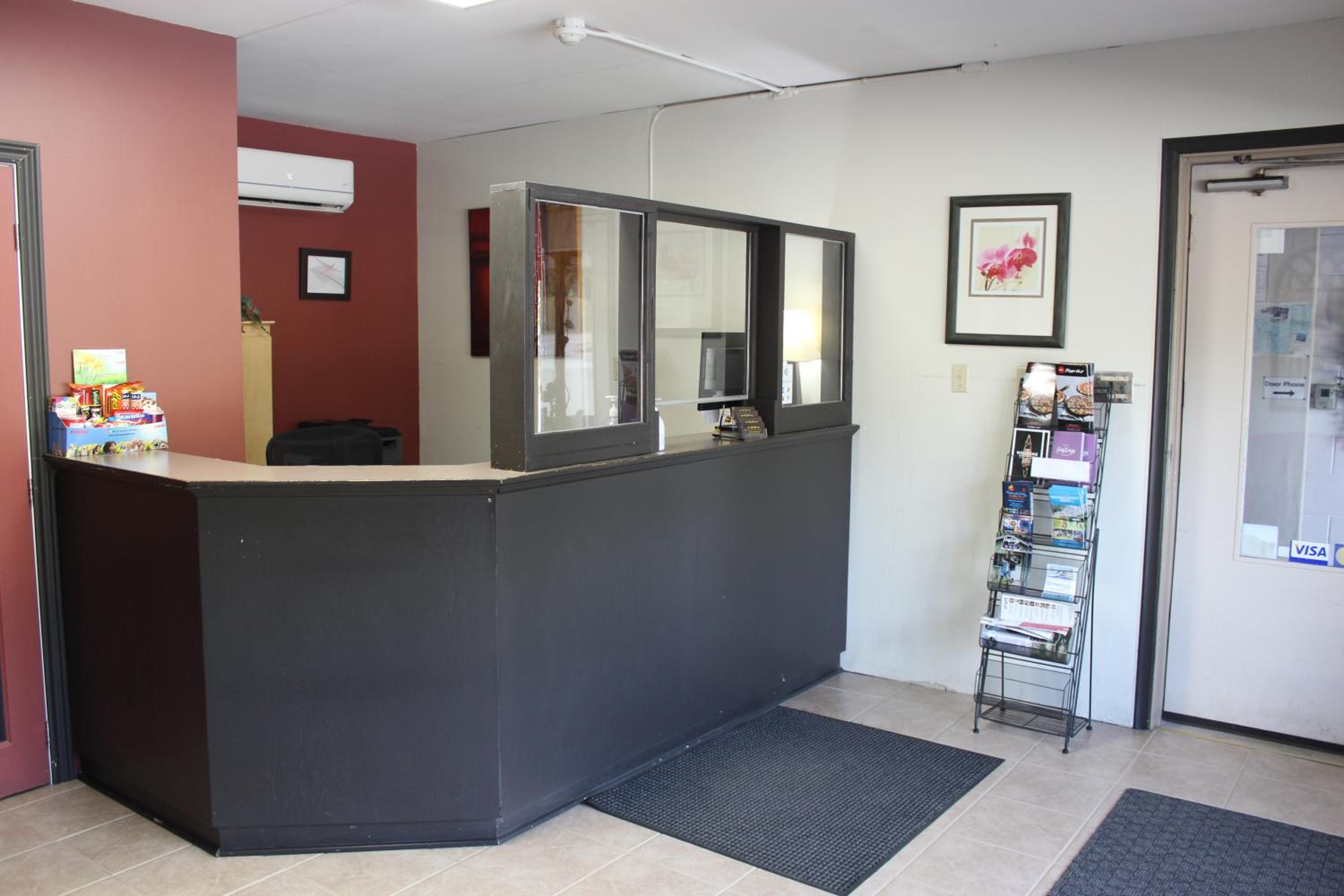 Bancroft Inn & Suites