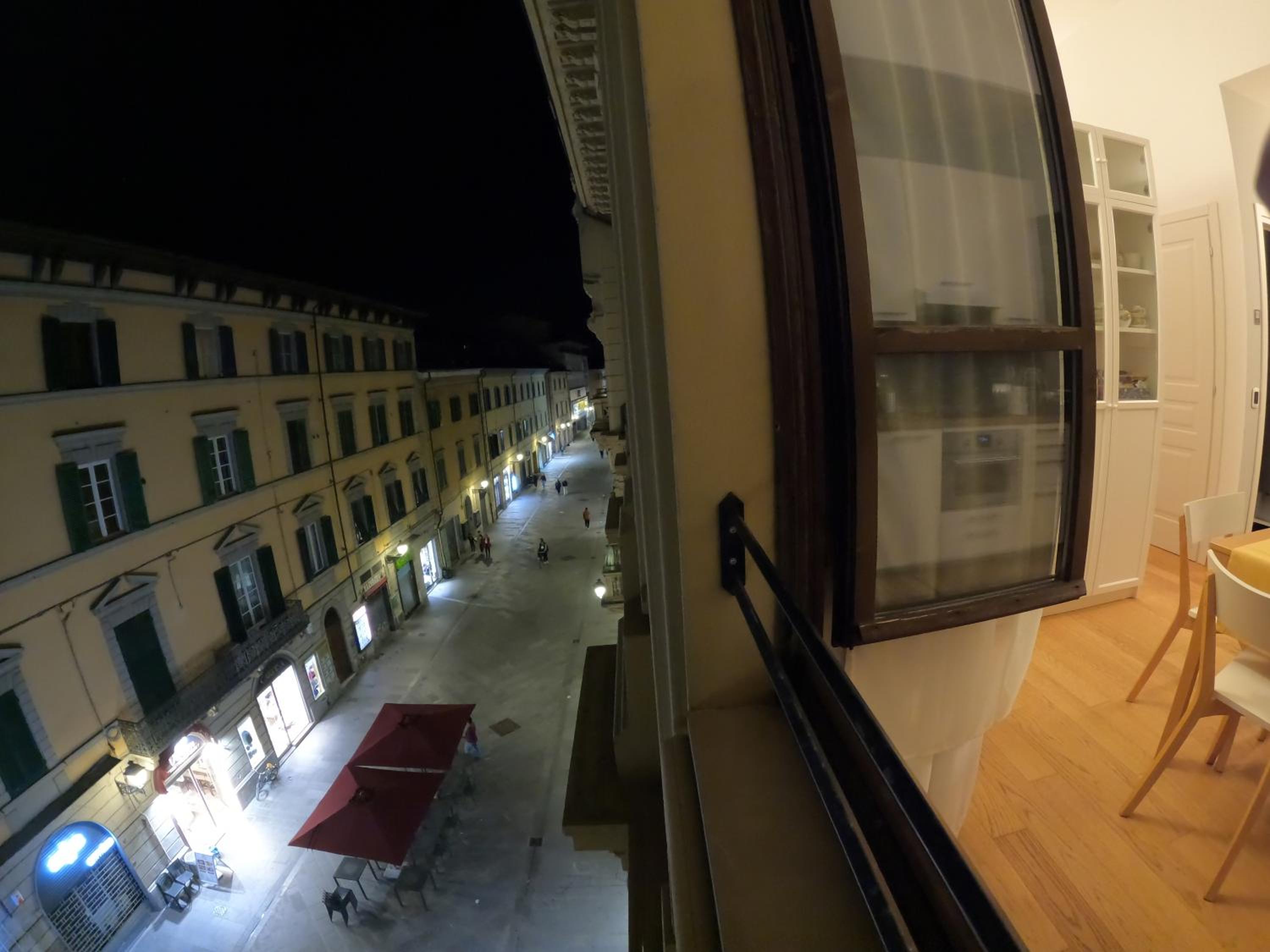 Five Roses Bed & Breakfast photo 3