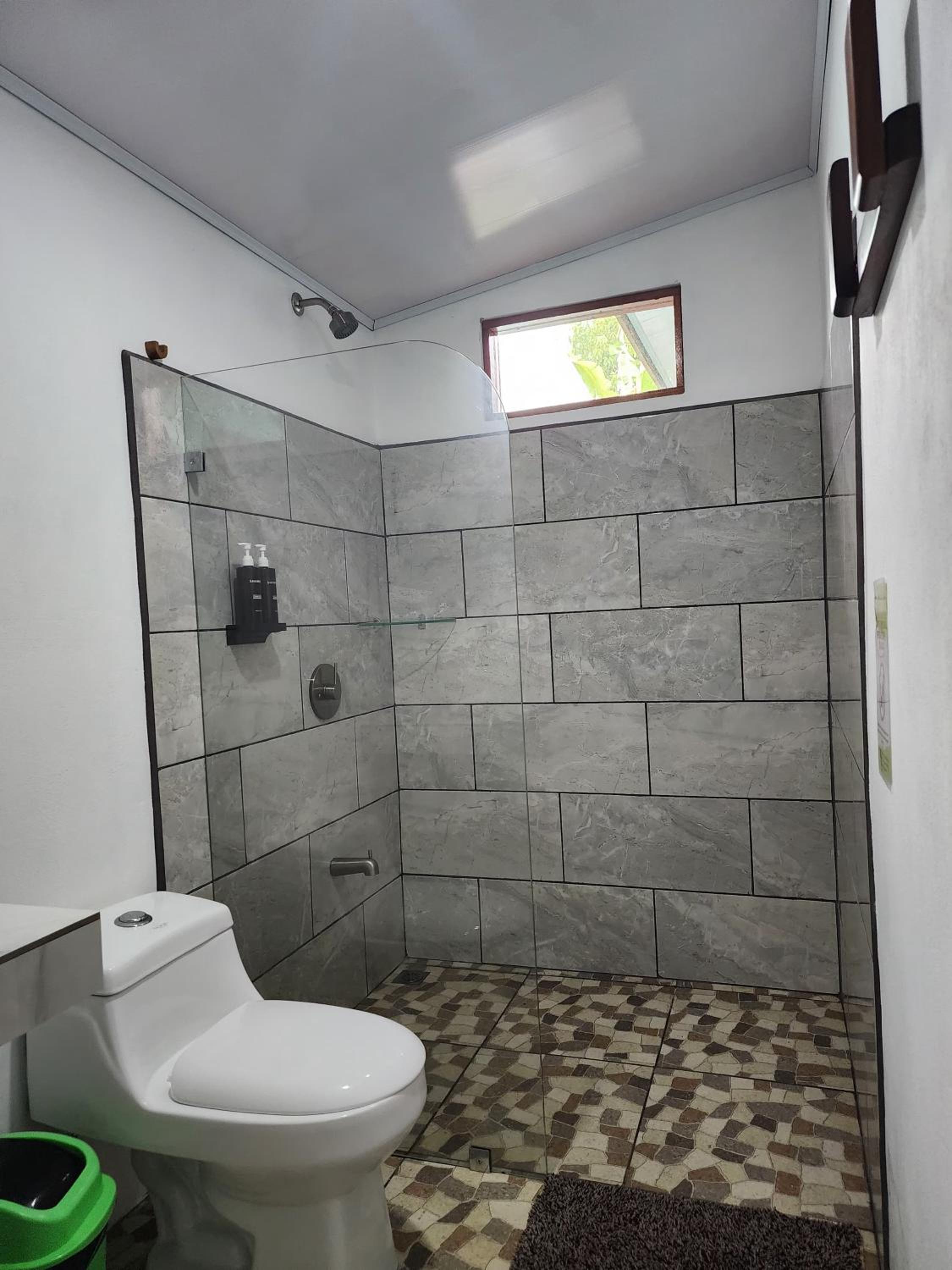 Hospedaje Casa THIREMA Tortuguero