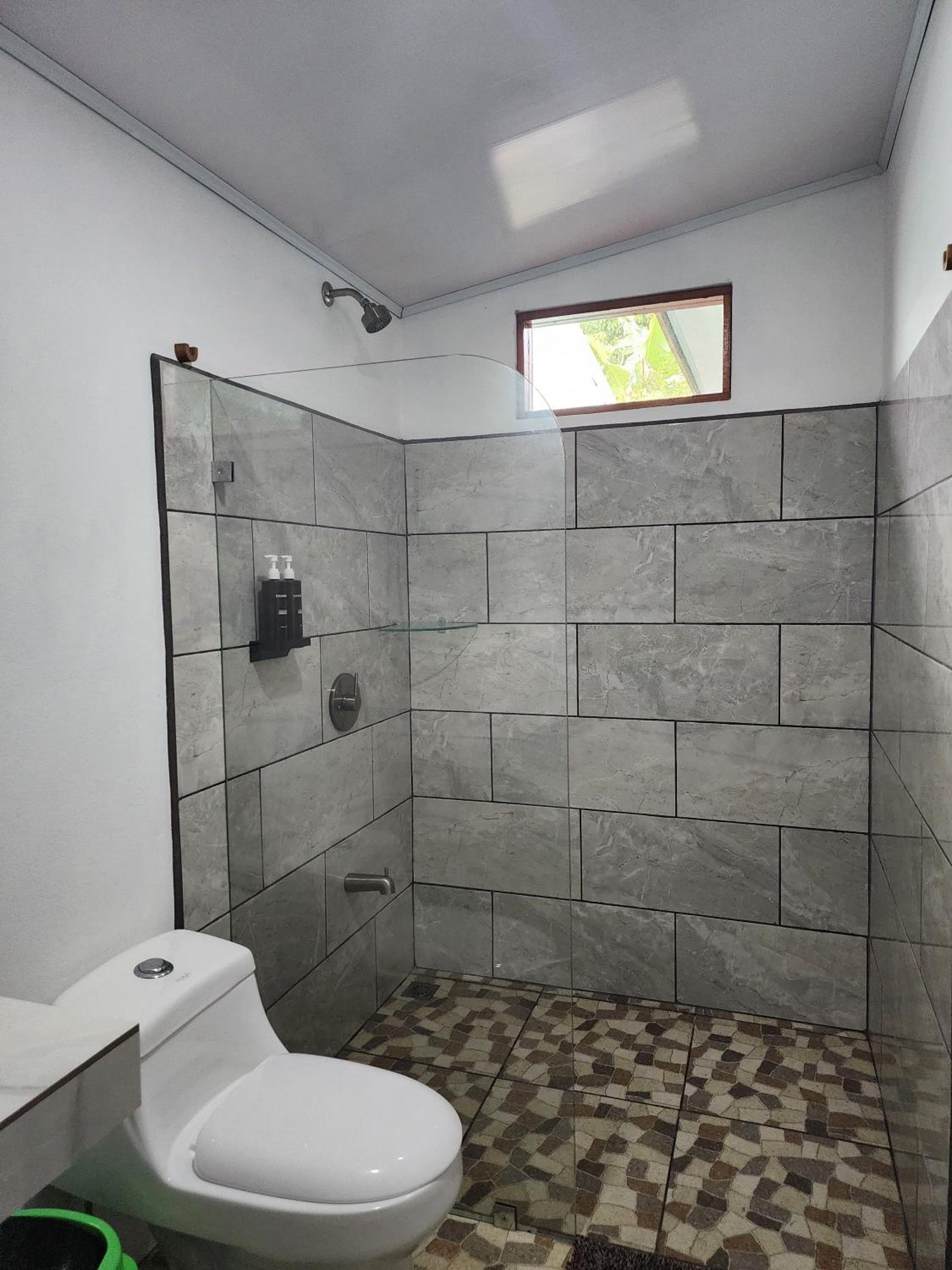 Hospedaje Casa THIREMA Tortuguero