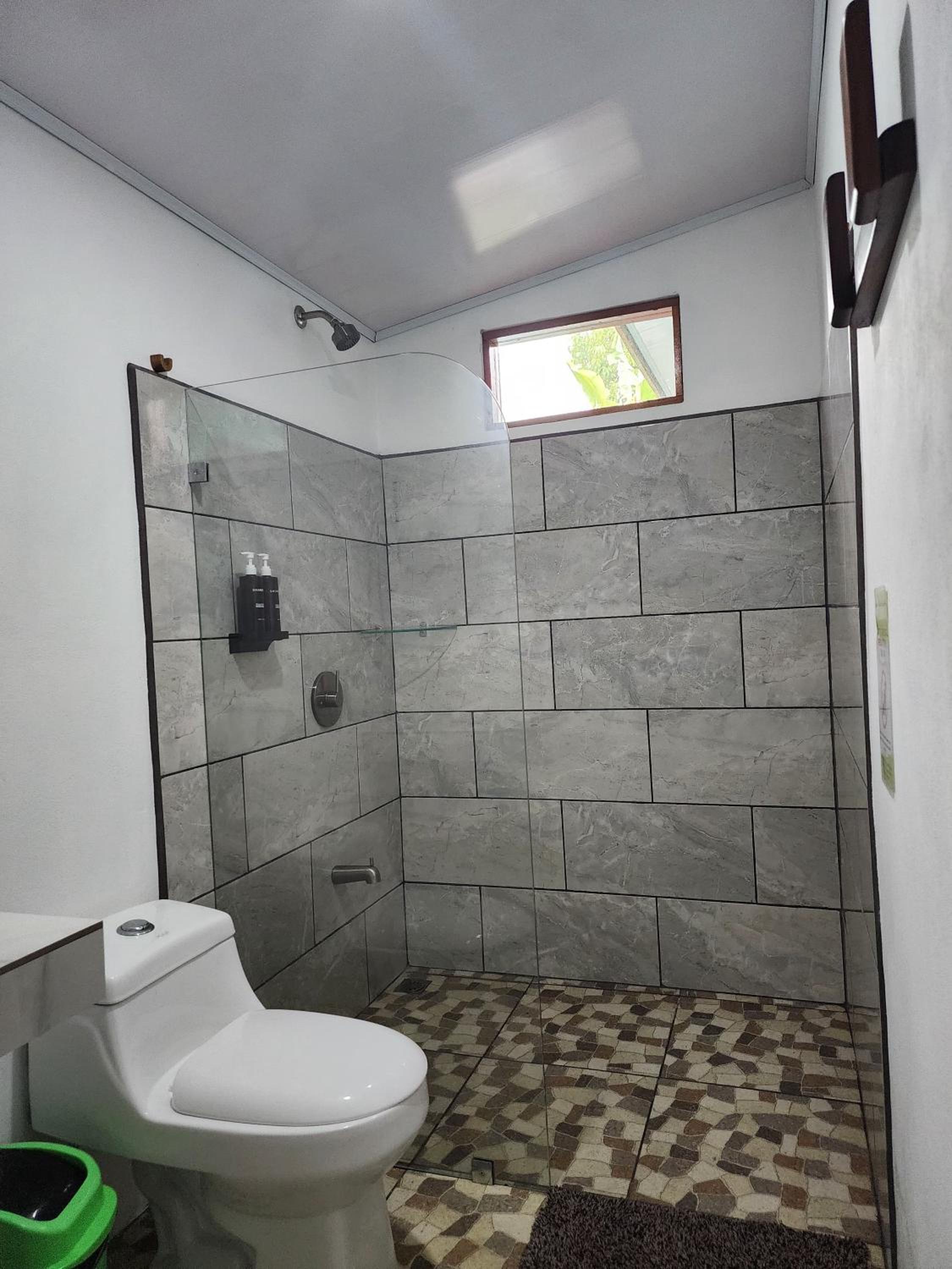 Hospedaje Casa THIREMA Tortuguero