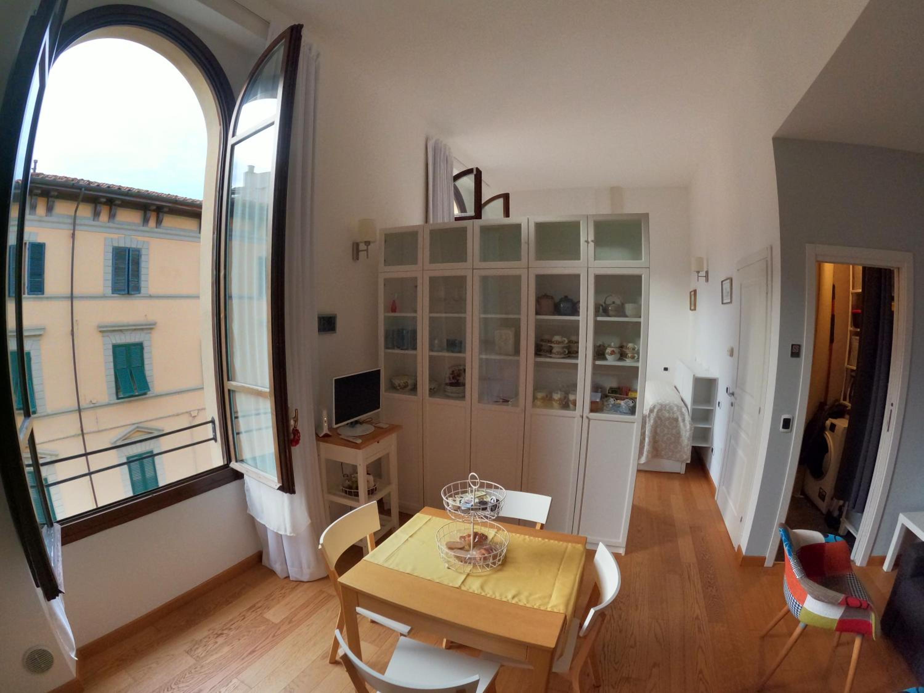 Five Roses Bed & Breakfast photo 4