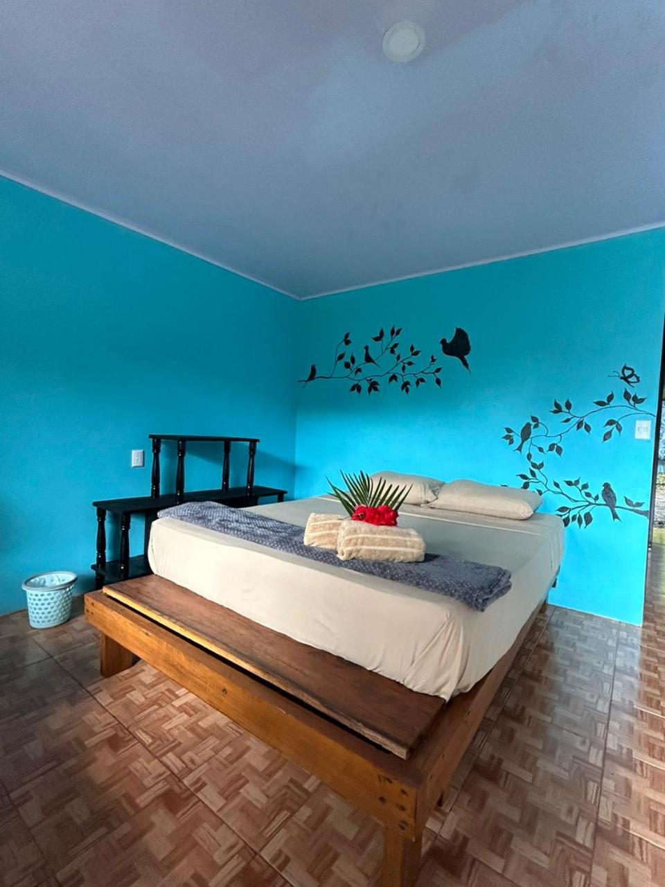 Pacific Breeze Lodge