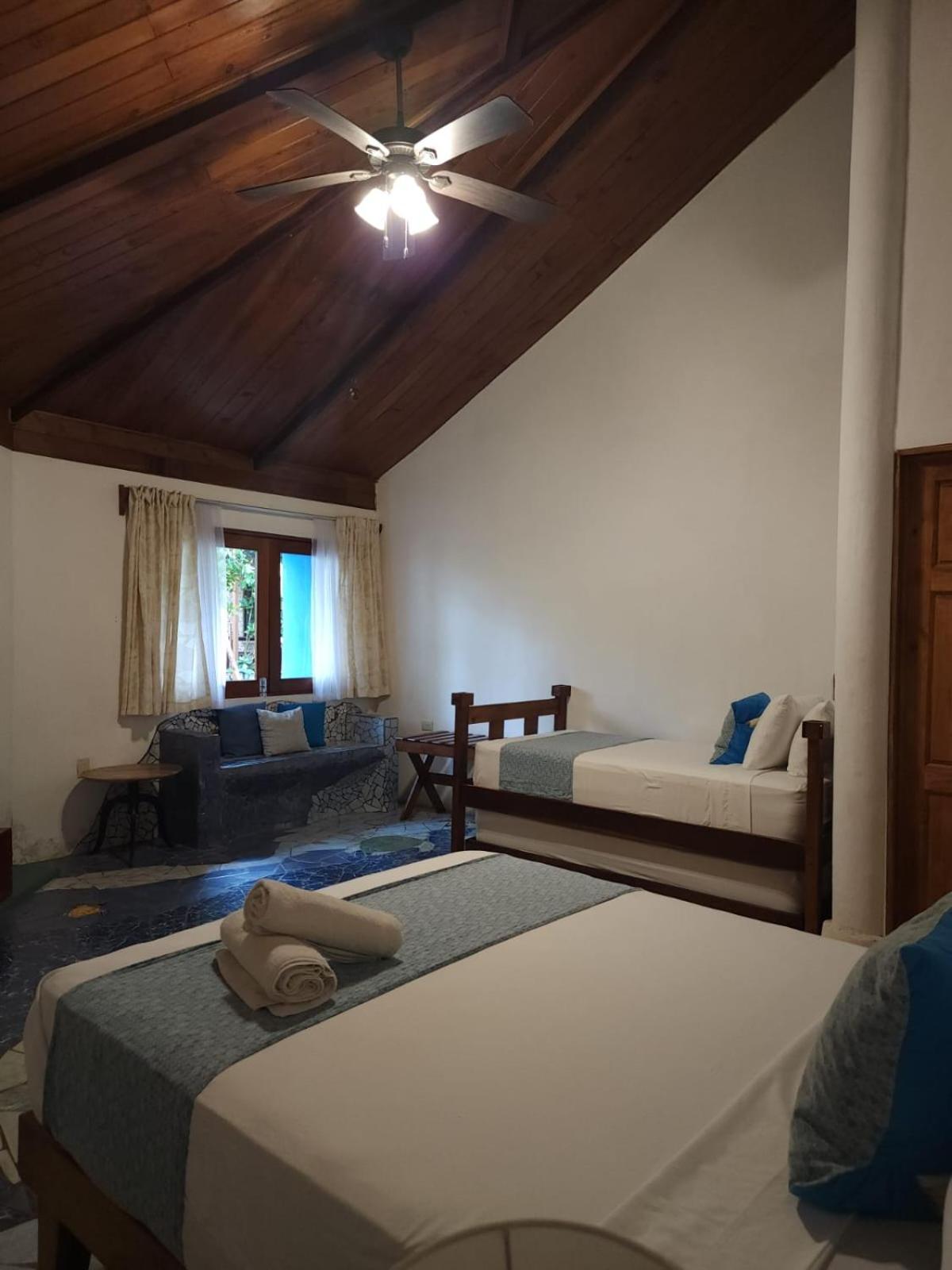 Hospedaje Casa THIREMA Tortuguero