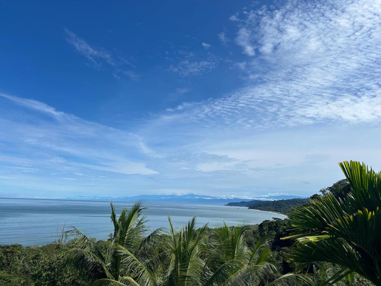 Pacific Breeze Lodge