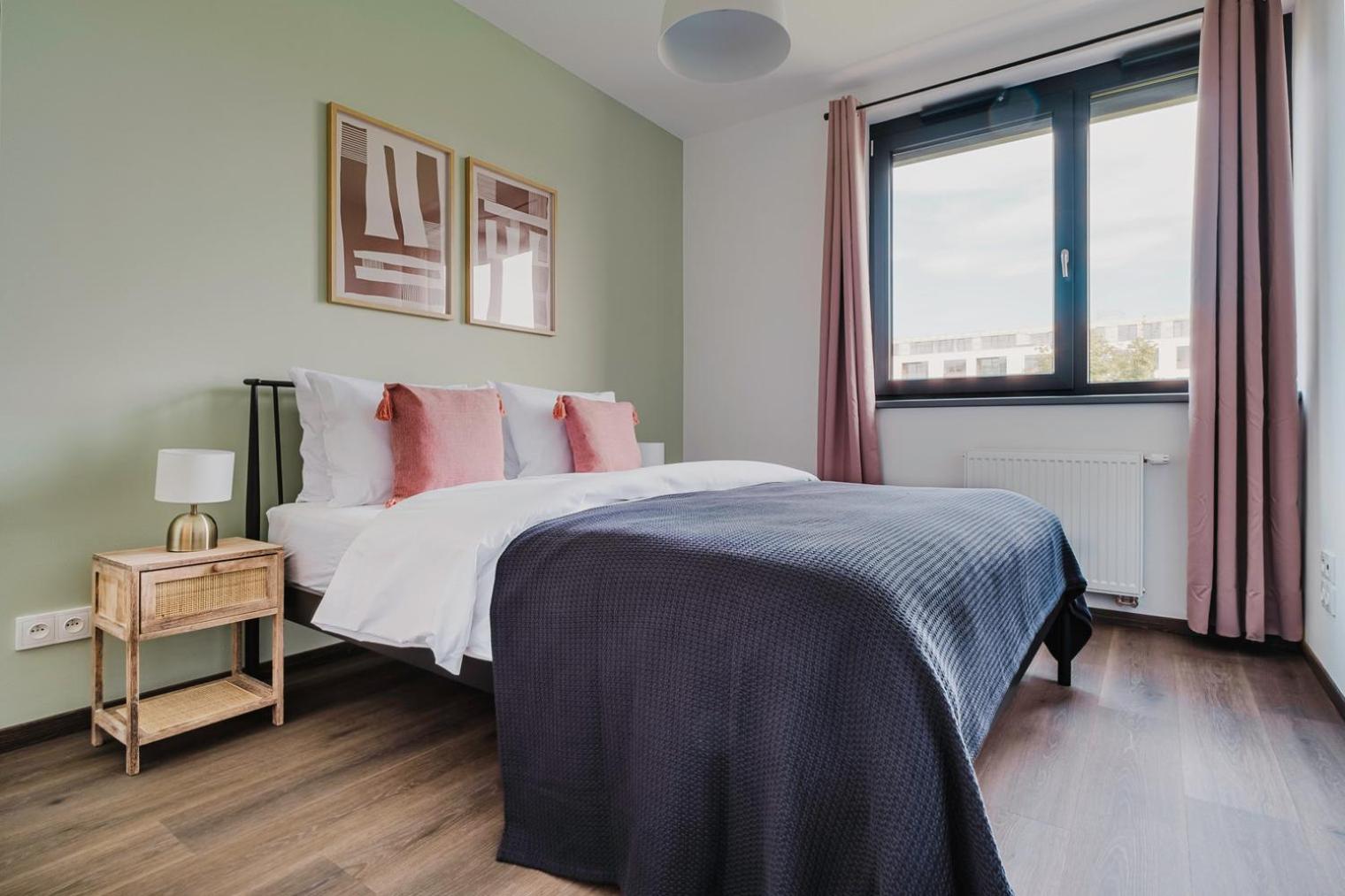 Blueground Prague 3 new build balcony PRG-37