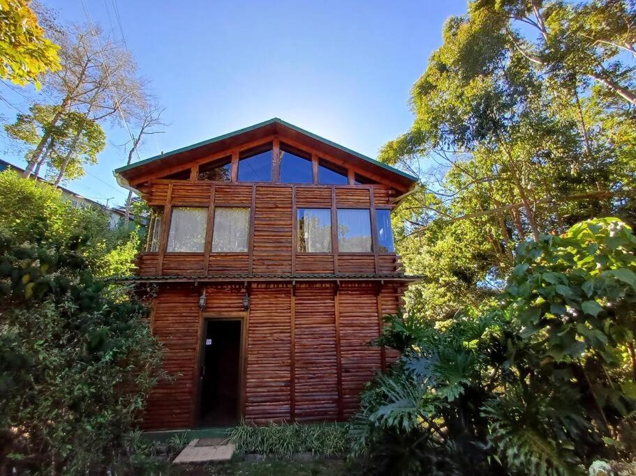 Cabaña Bosque Encantado - A Classic Paradise!