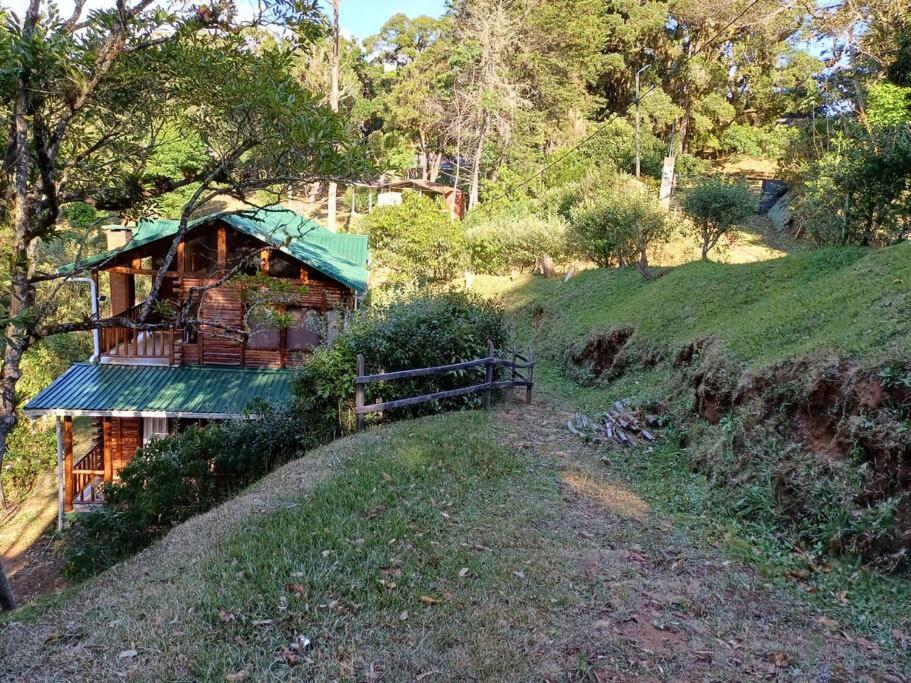 Cabaña Bosque Encantado - A Classic Paradise!