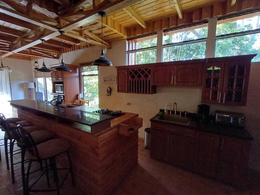 Cabaña Bosque Encantado - A Classic Paradise!