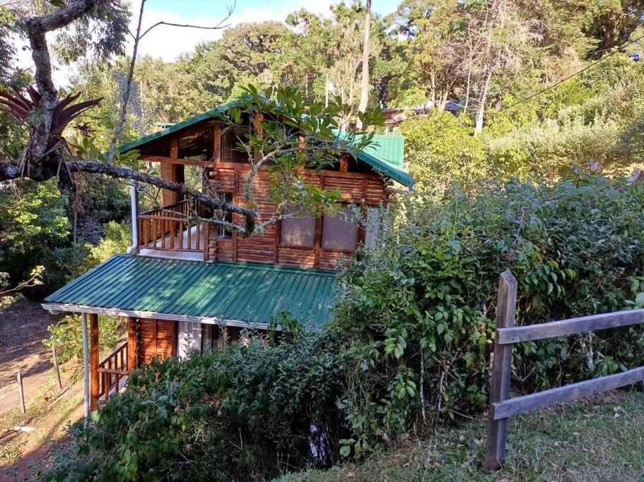 Cabaña Bosque Encantado - A Classic Paradise!