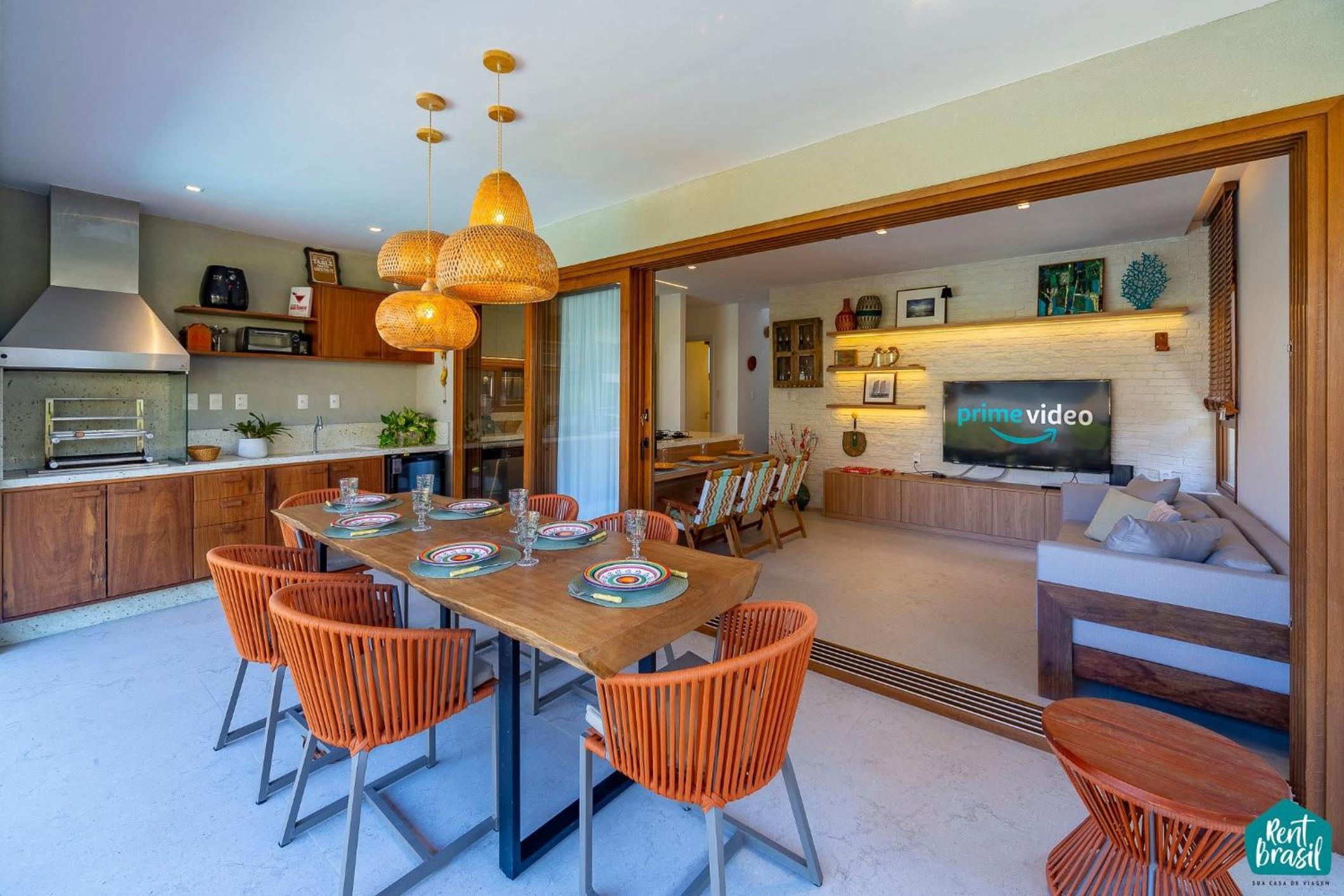Beautiful Bungalow with Pool in Itacimirim