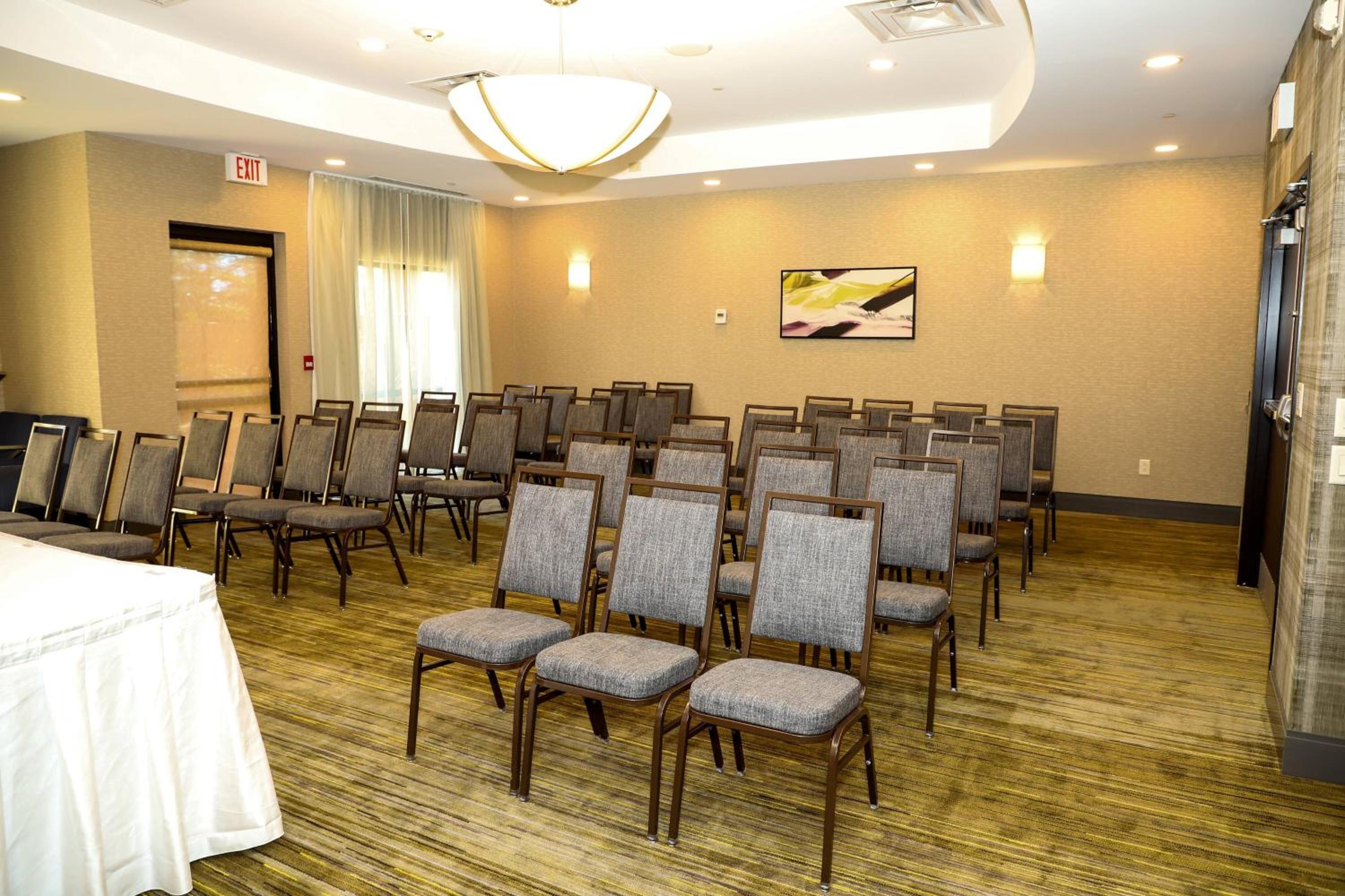 Courtyard by Marriott Toronto Brampton - Property Image 5
