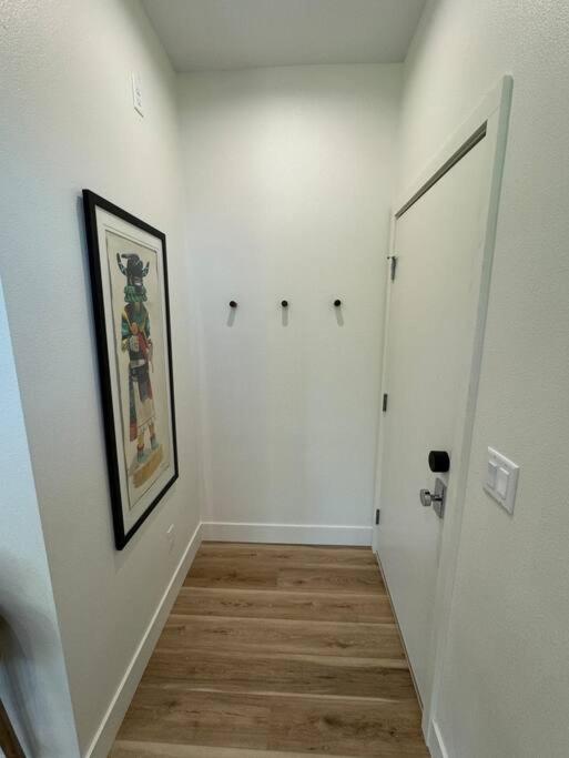 Albany Vacations - The Loft - Property Image 2