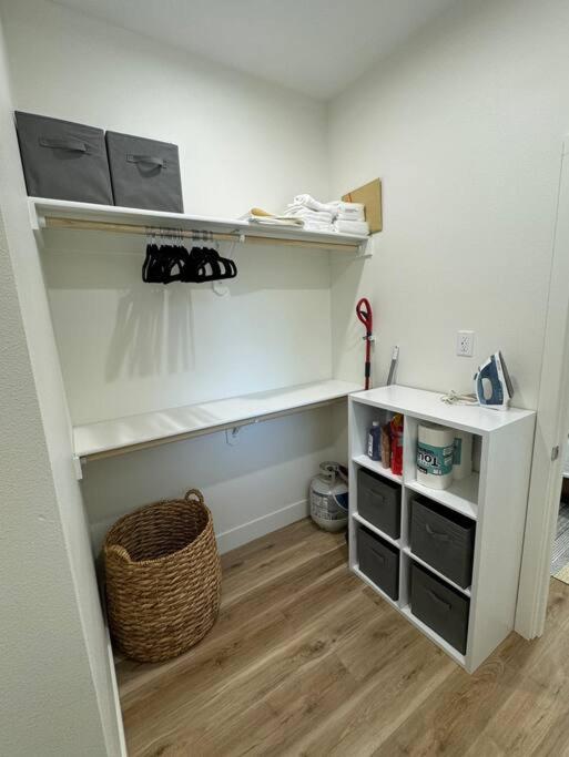 Albany Vacations - The Loft - Property Image 4