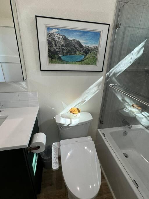 Albany Vacations - The Loft - Property Image 5