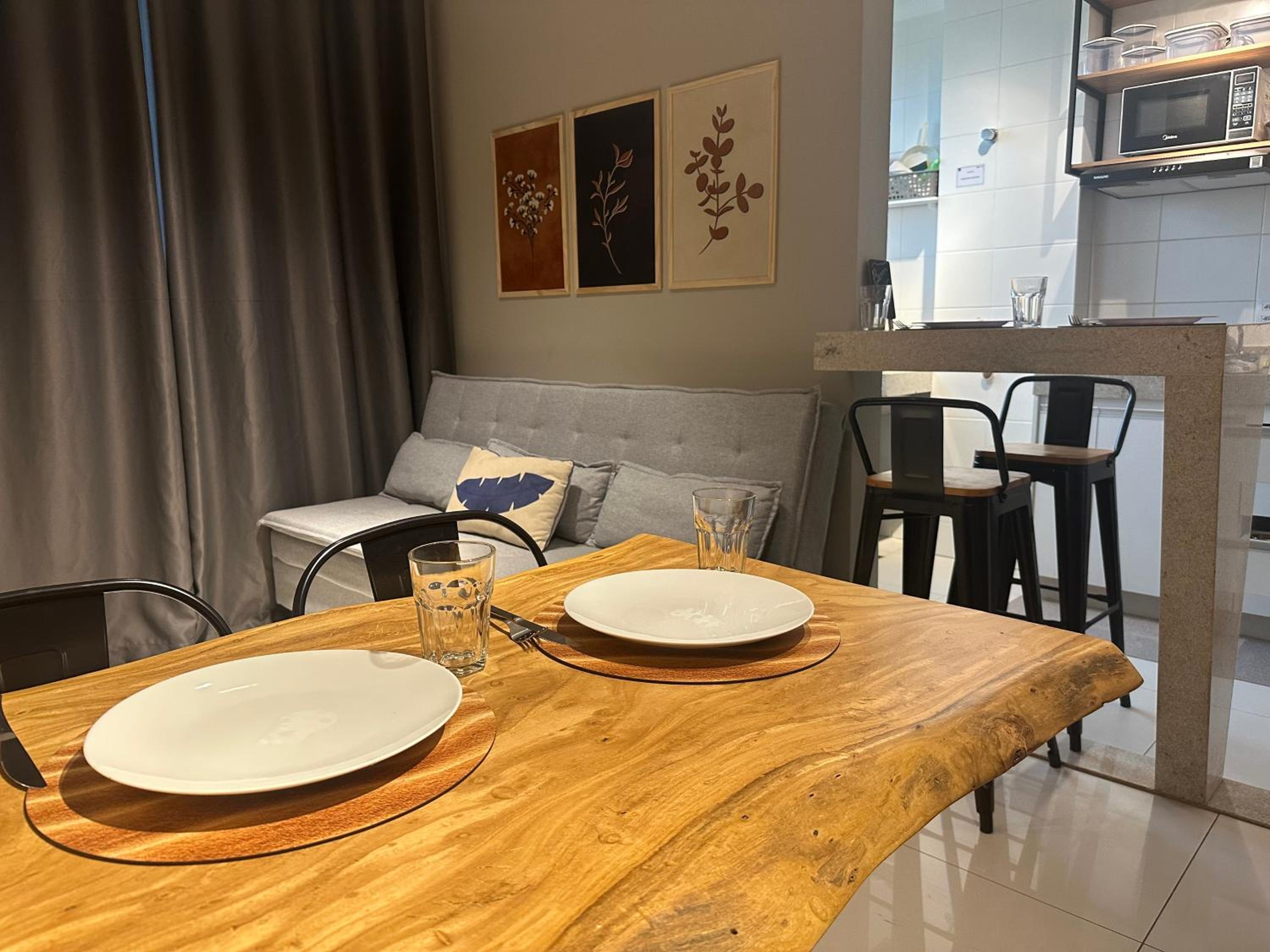 Flats Praia Uberlandia - Apt próximo ao Praia Clube - Area de lazer com Portaria 24 horas, piscina, academia, brinquedoteca, churrasqueira e áreas verdes p