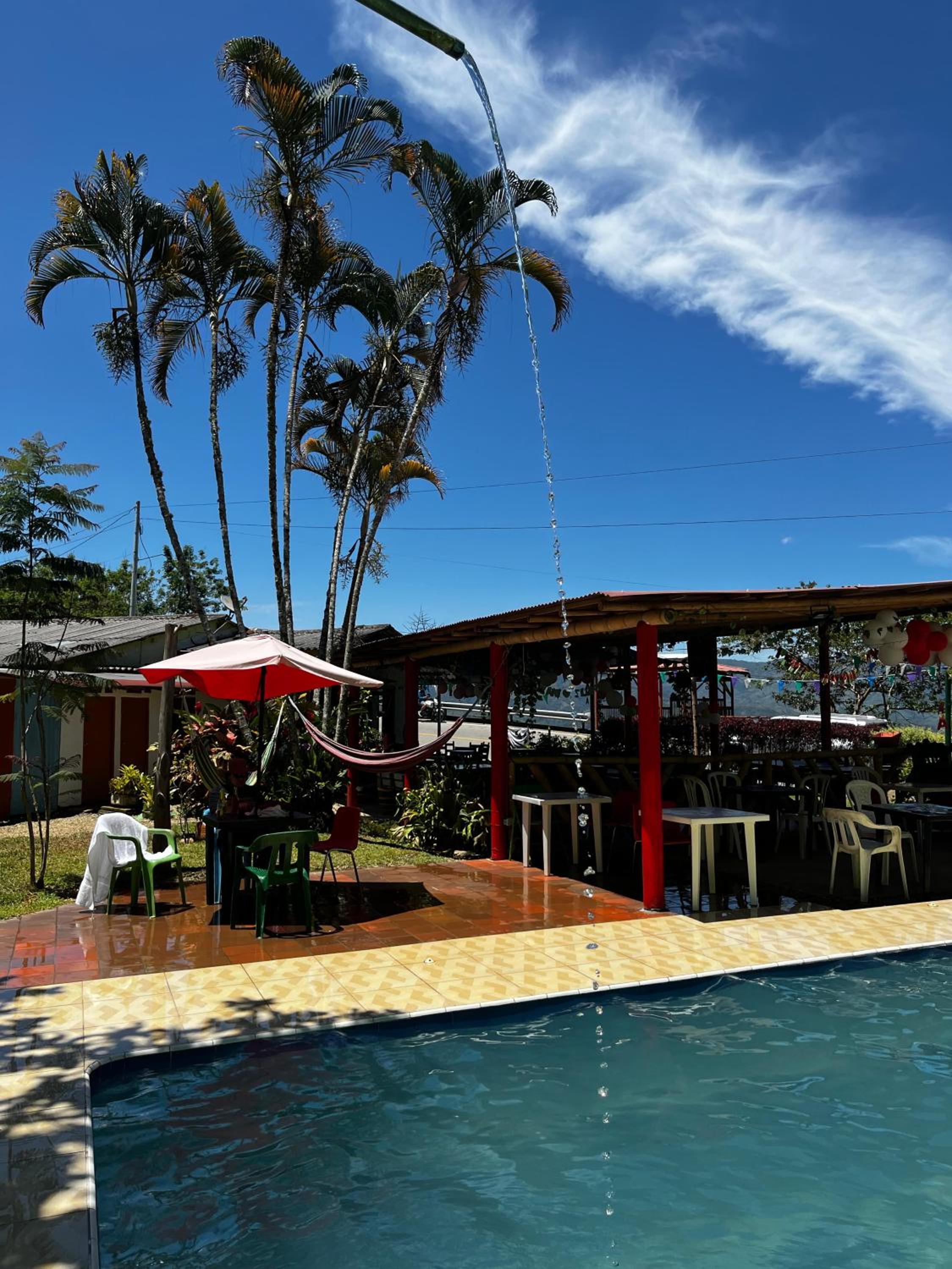 fonda hotel el aguacate