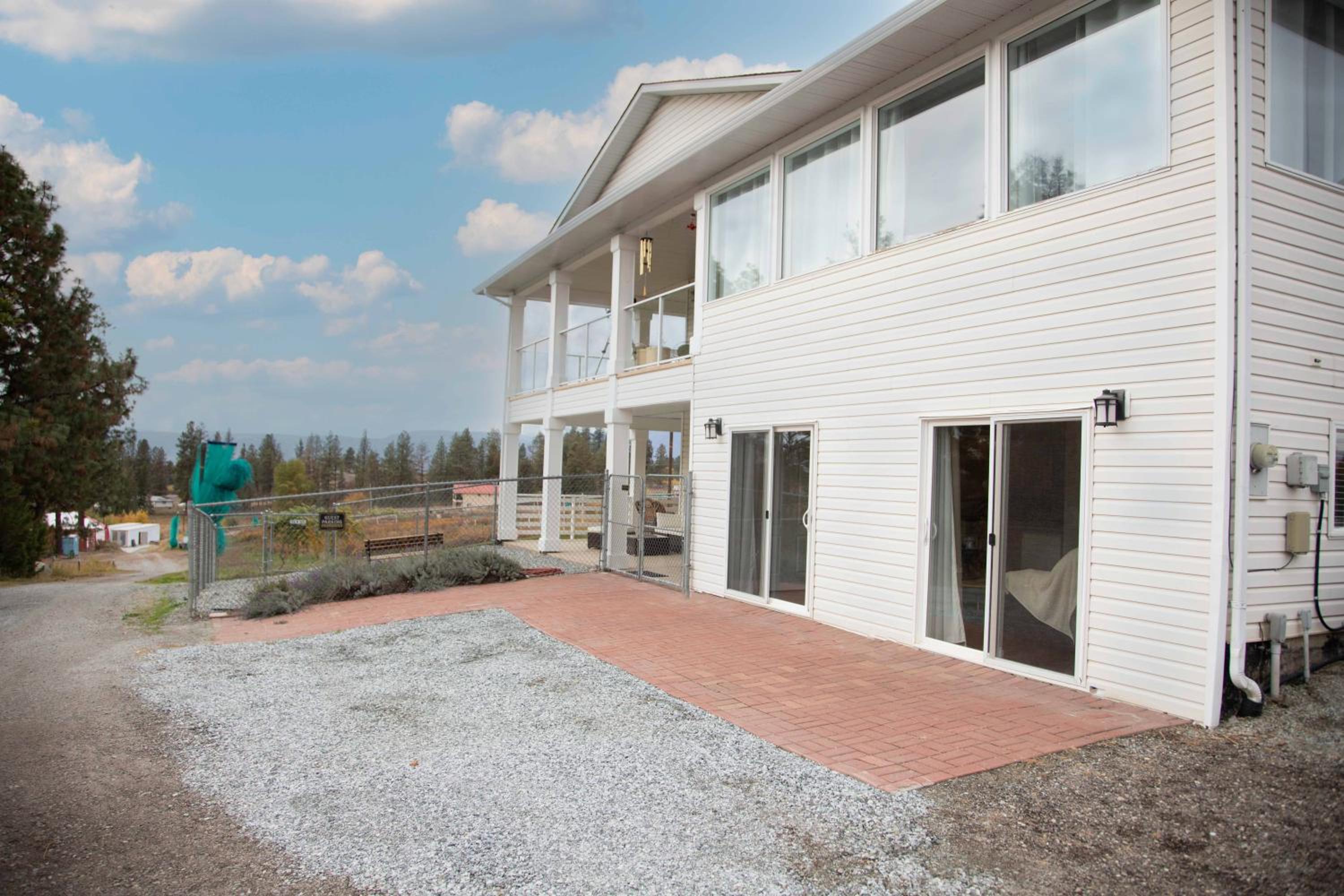 Licensed Pet Friendly Suite on Haskap Farm