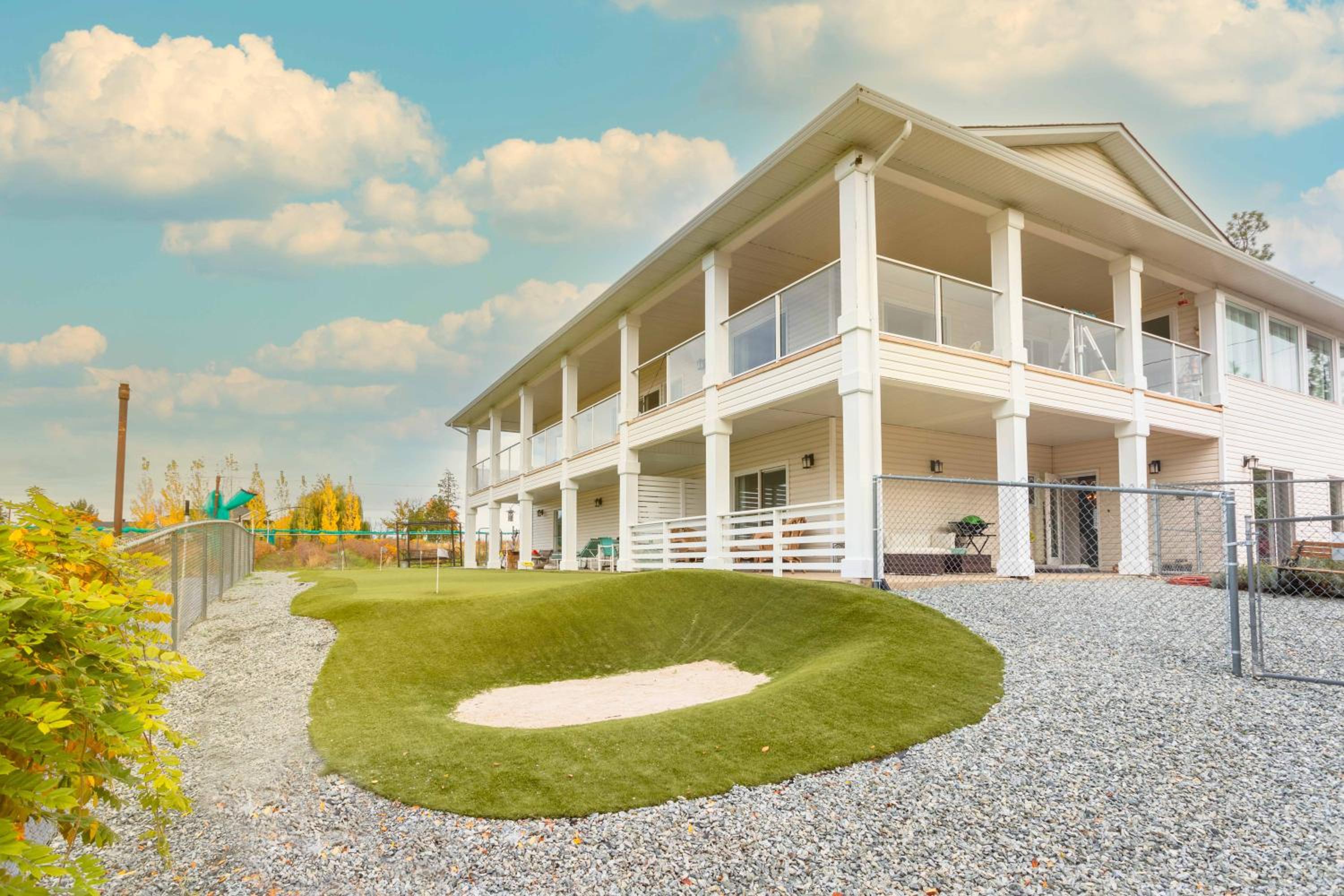 Licensed Pet Friendly Suite on Haskap Farm