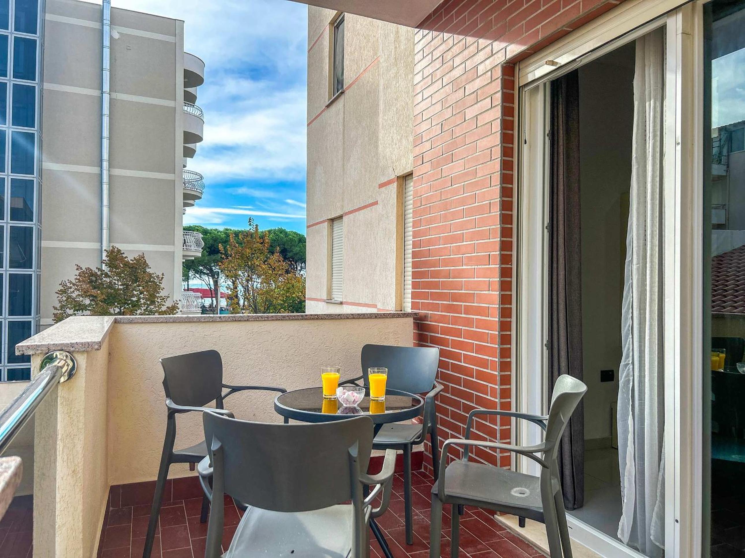 Villa Exceptional 832