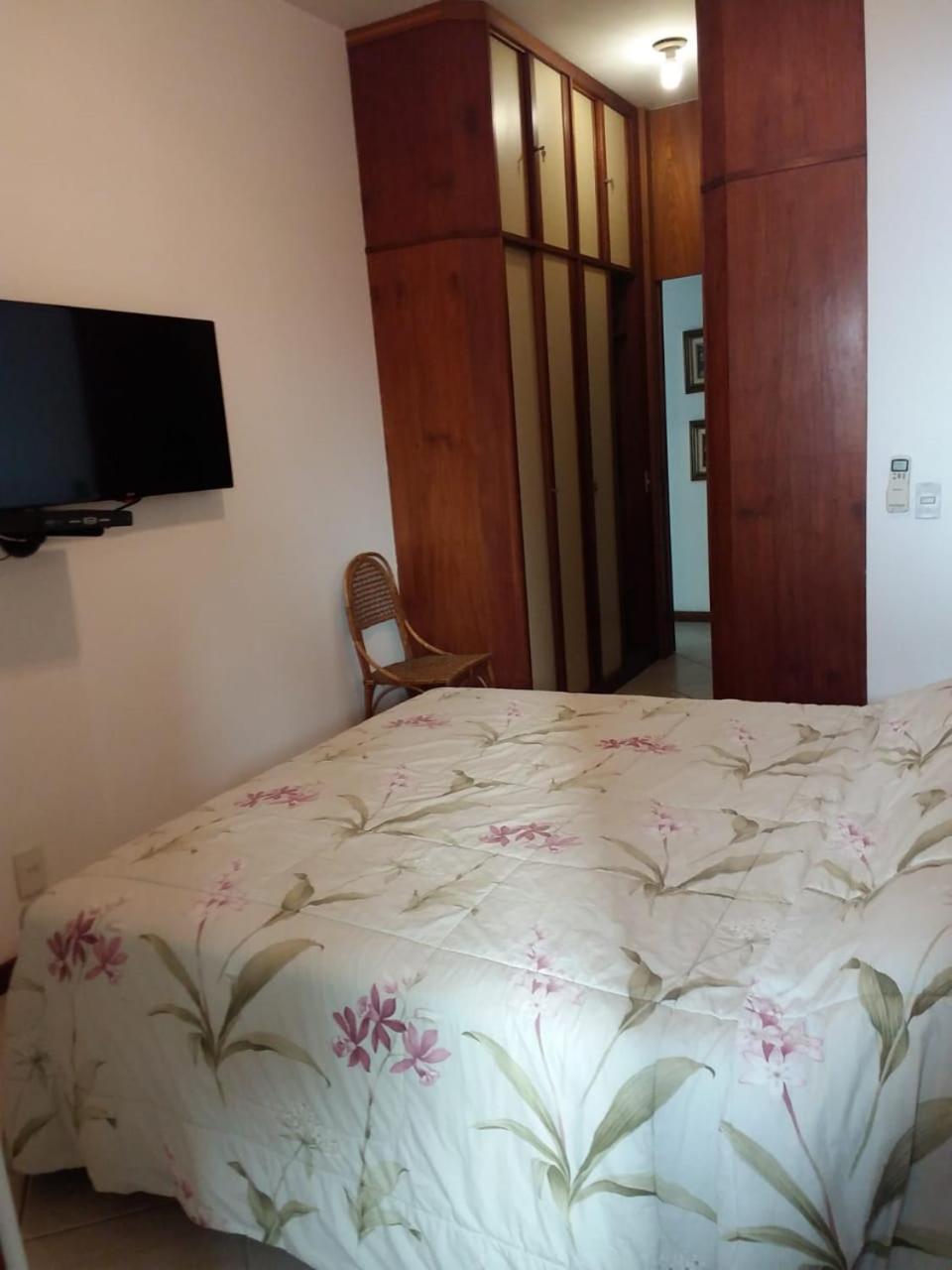 Lindos apts de 2 quartos no Tiffanys em Ipanema!