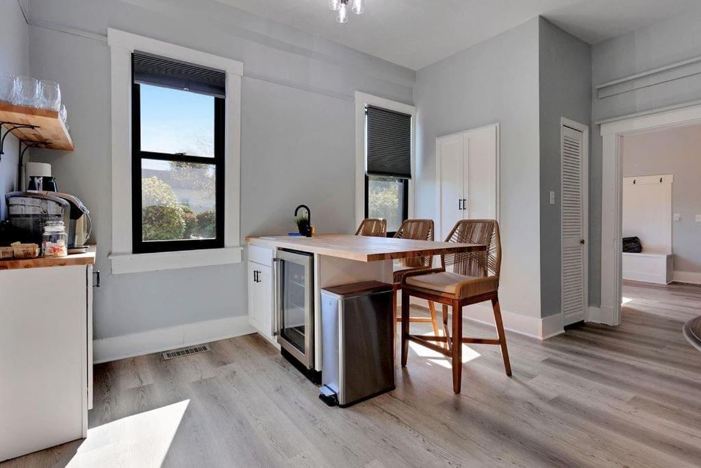 Miller House- Modern Remodel 2BR Historic Townhome, photo 15