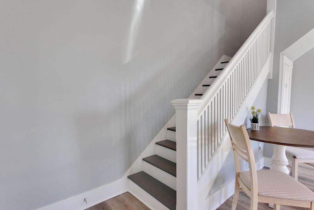 Miller House- Modern Remodel 2BR Historic Townhome, photo 17