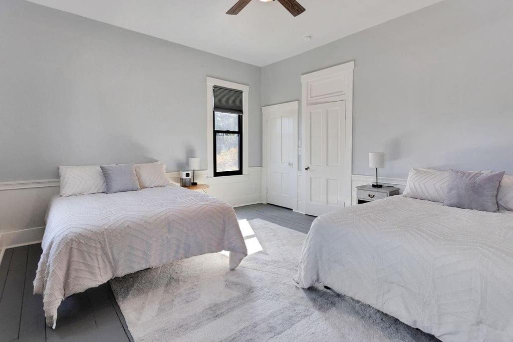 Miller House- Modern Remodel 2BR Historic Townhome, photo 28
