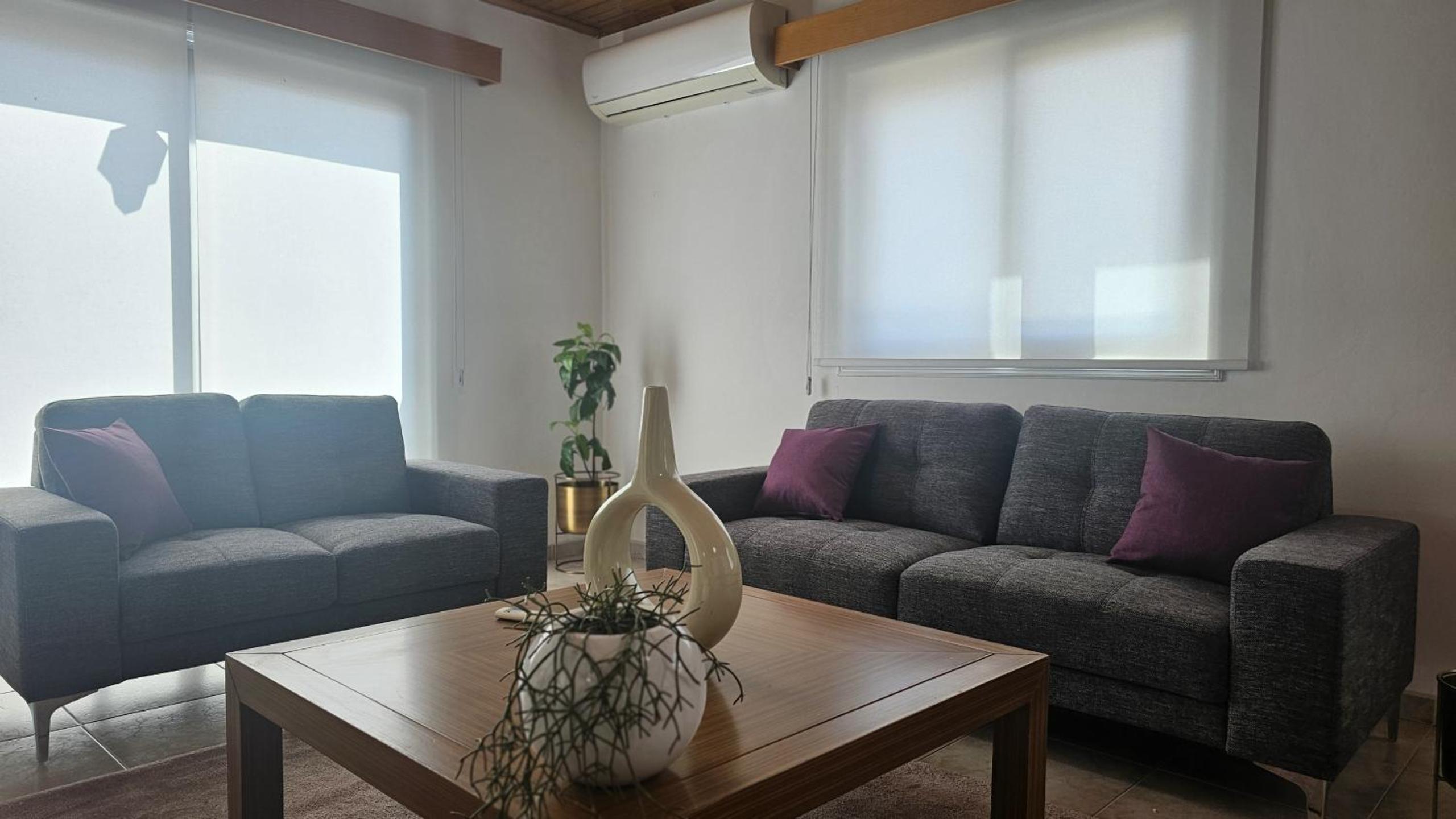 STAY Uptown Apartment