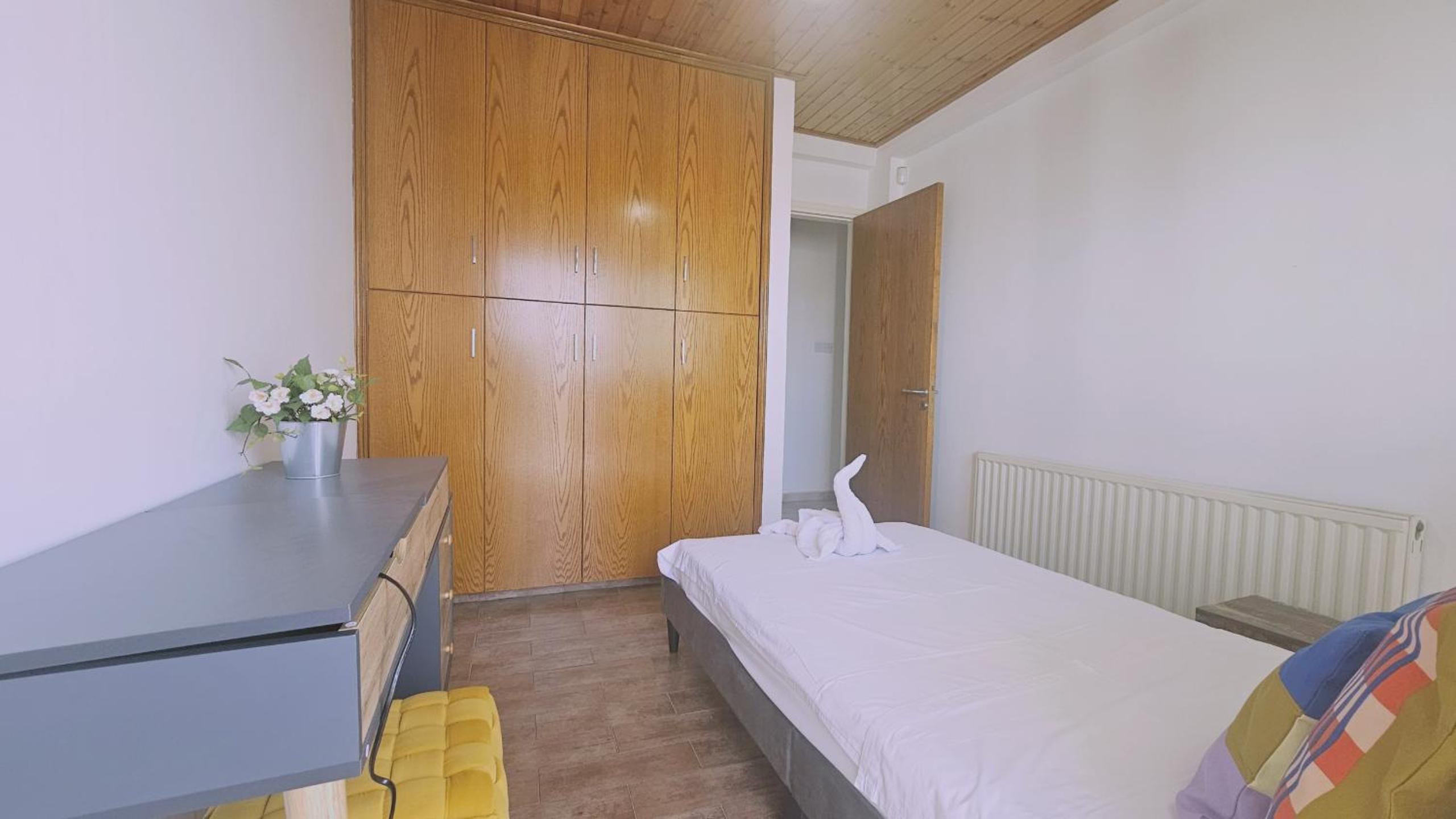 STAY Uptown Apartment