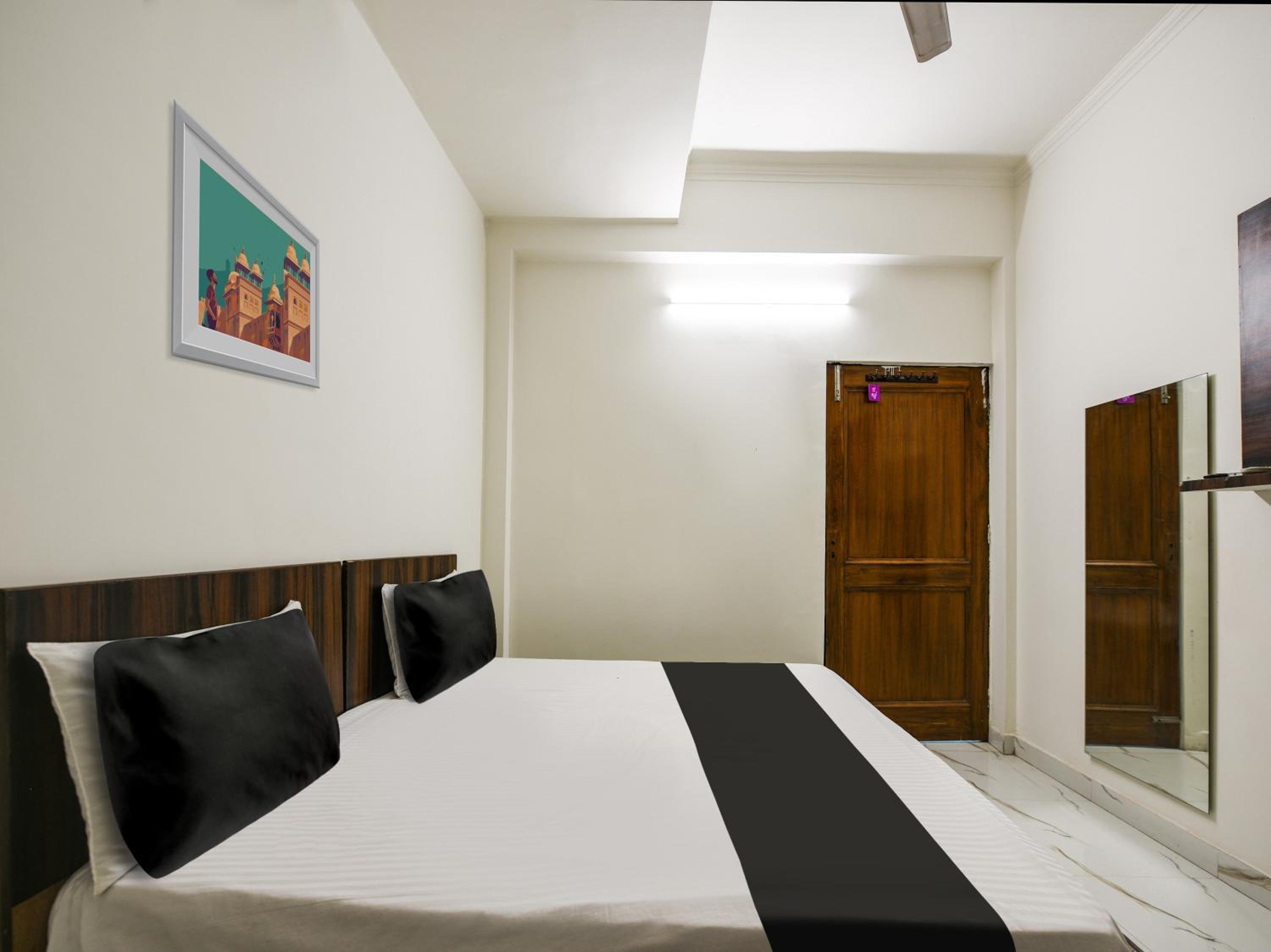 Hotel O Green