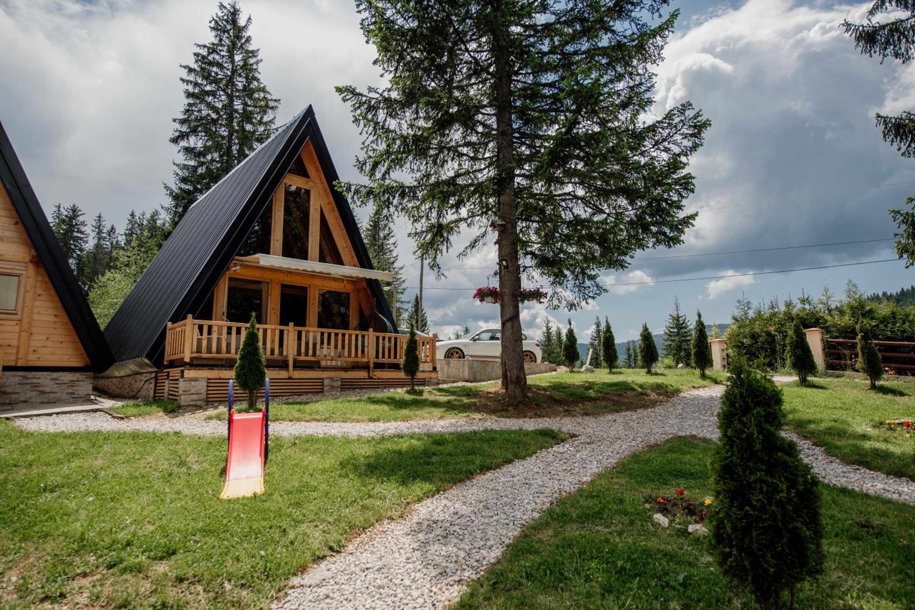 ZLATARSKA IDILA