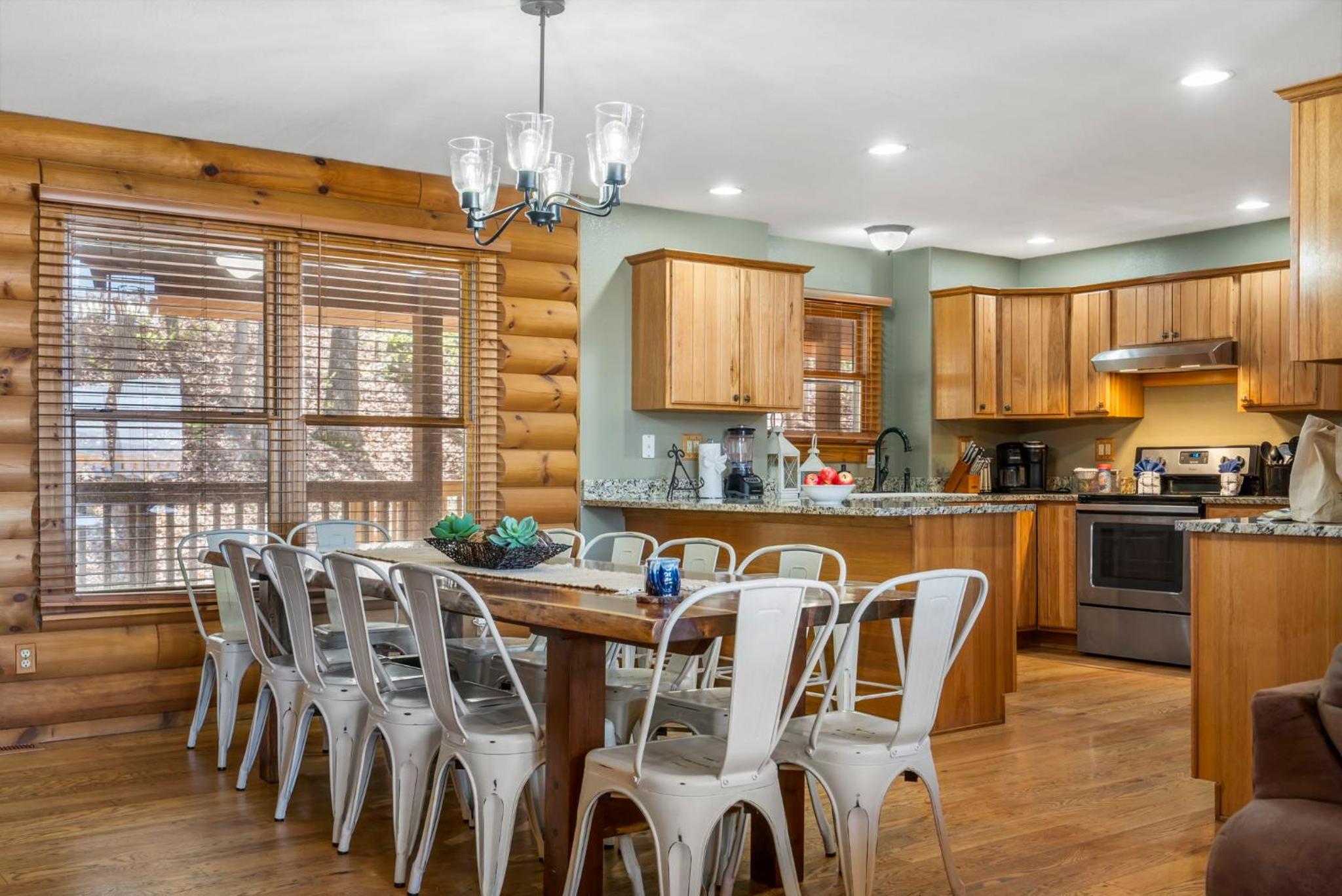 Hideaway Lodge