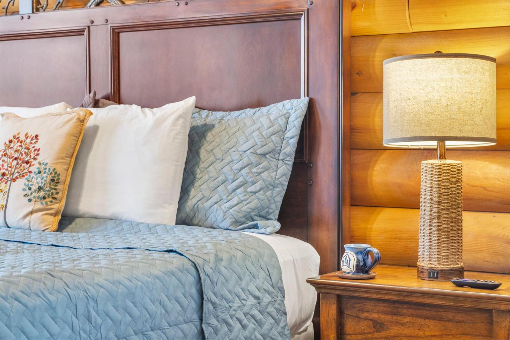 Hideaway Lodge
