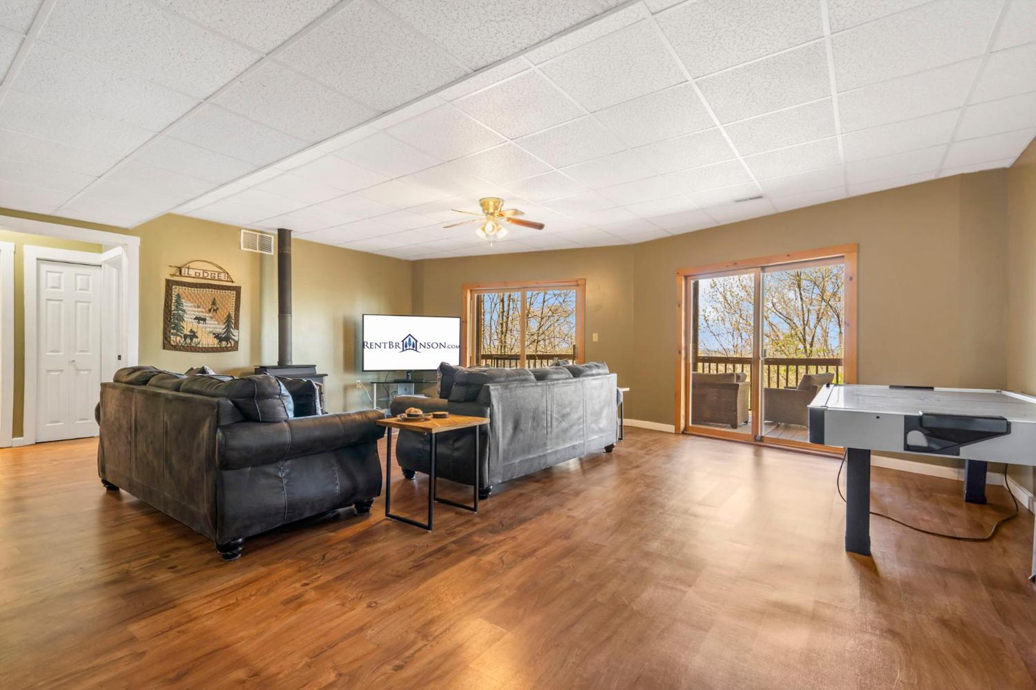 Hideaway Lodge