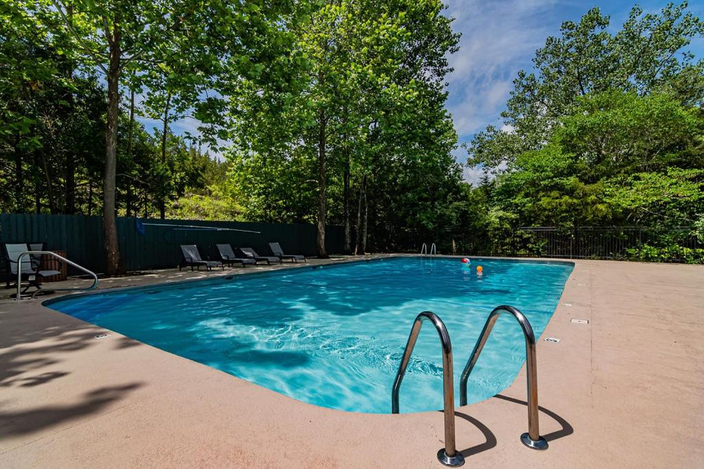 Private Hot Tub, New Home in Trophy Run, Cmty Outdoor Pool, Free Daily Tickets to Local Attractions! view 3