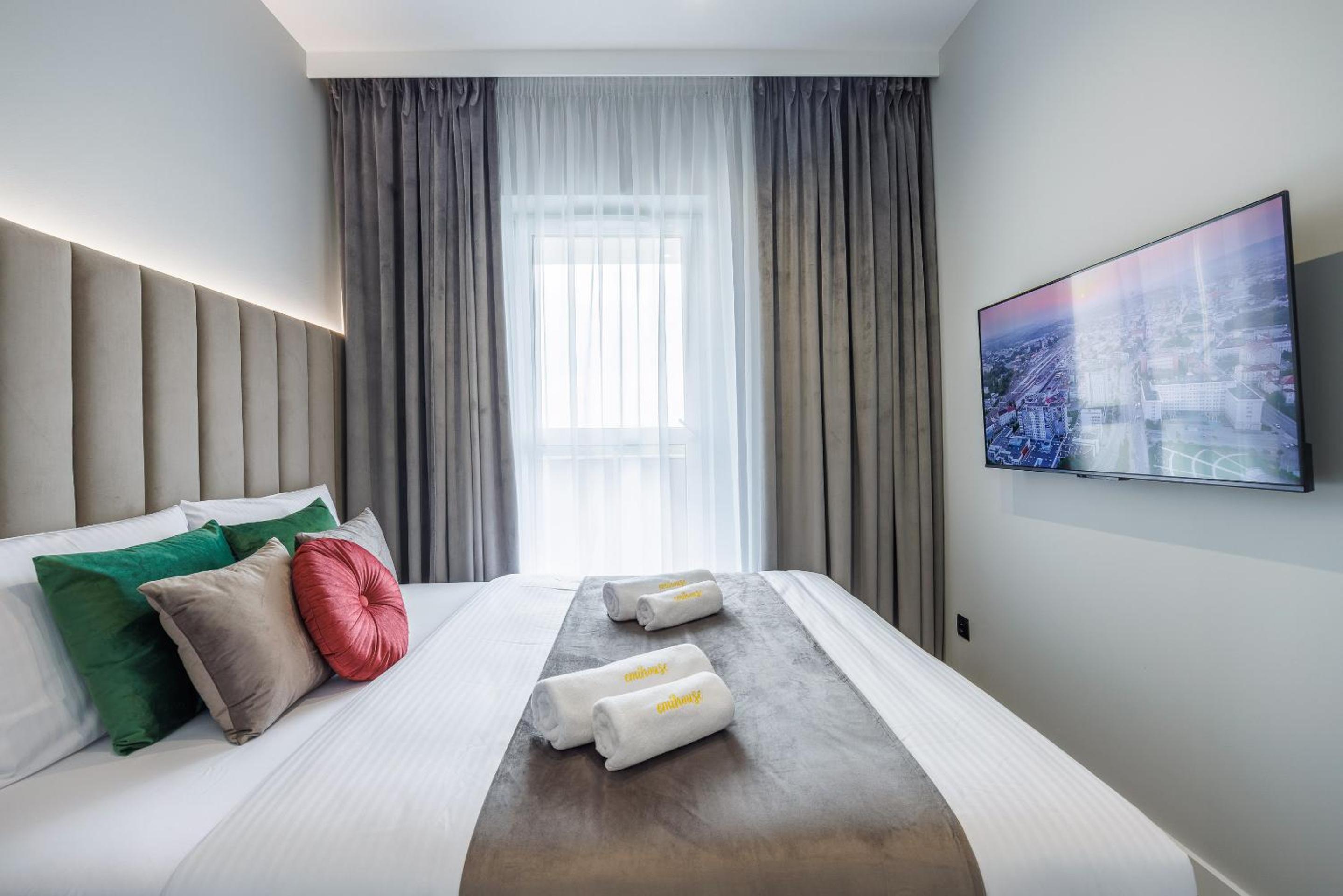 Emihouse Riverside Apartments