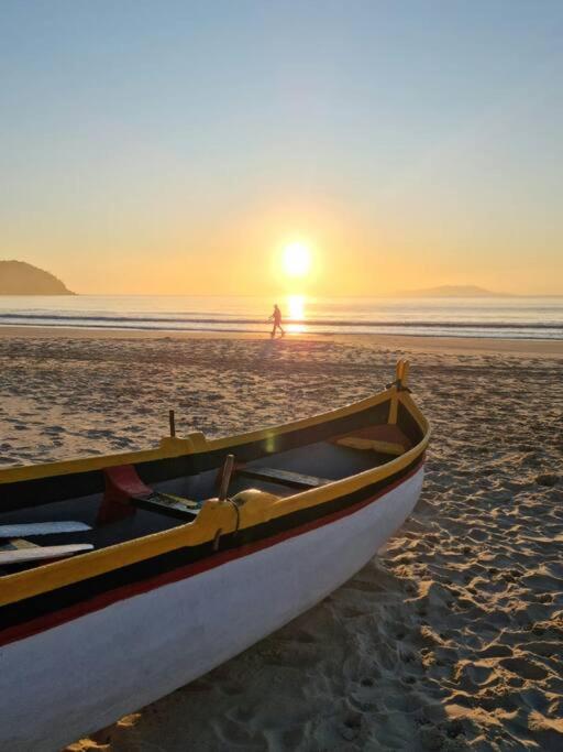 Apartamento luxuoso Praia de Palmas SC