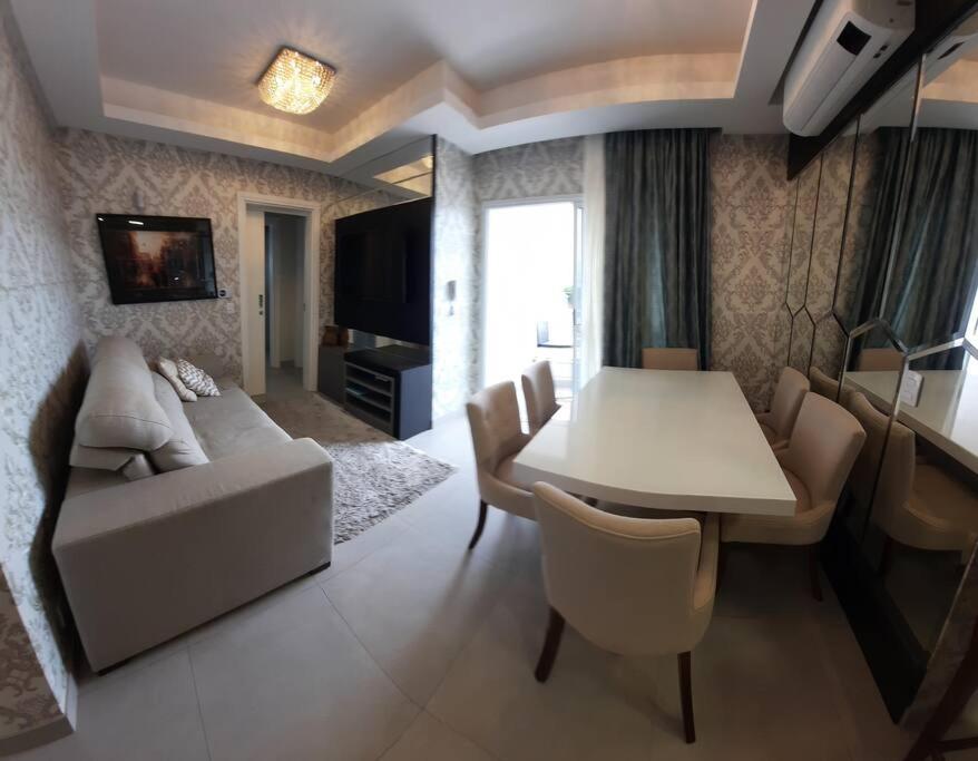Apartamento luxuoso Praia de Palmas SC