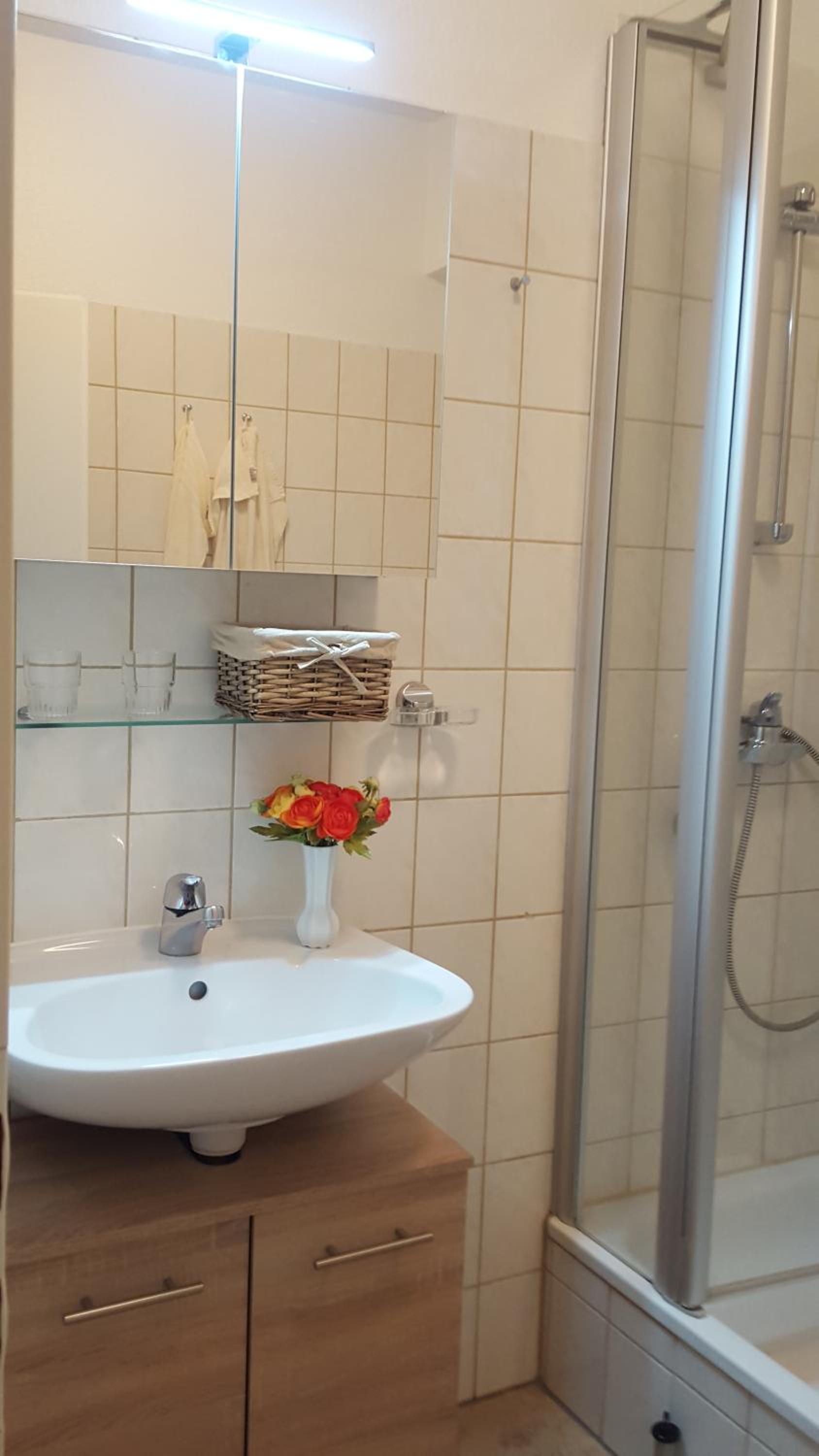 Aparthotel Ostsee W22 in Binz direkt am Strand mit überdachtem Balkon