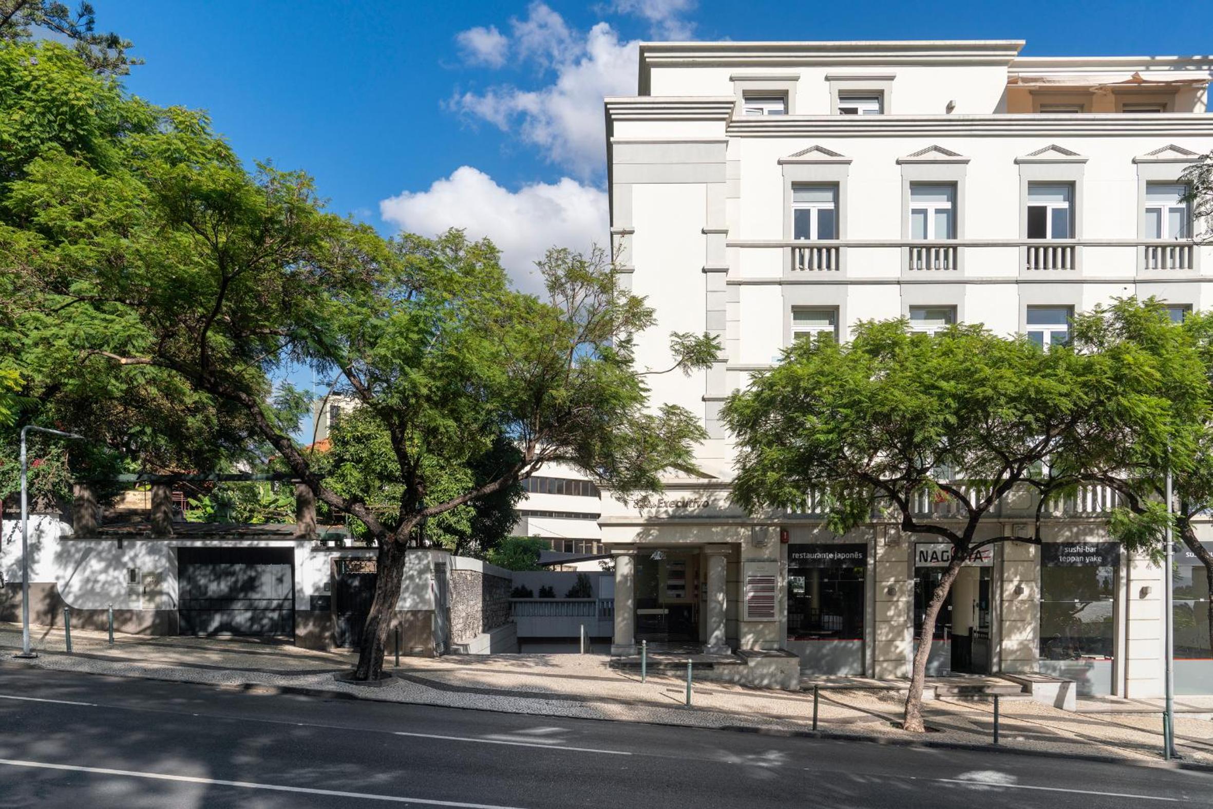 Infante Funchal Centrum view 2