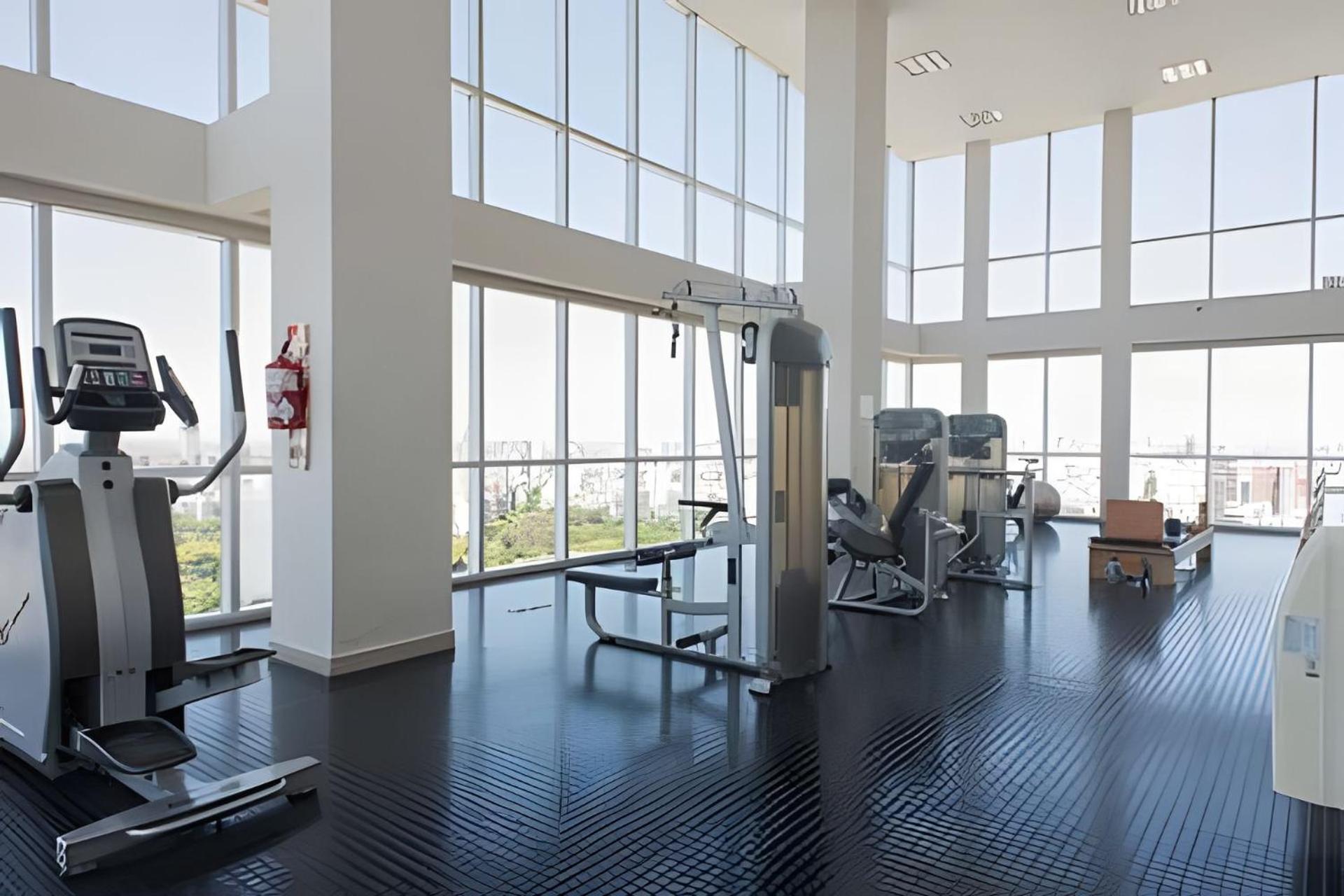 High-End Tower Pool, Gym & Sauna in Palermo Soho