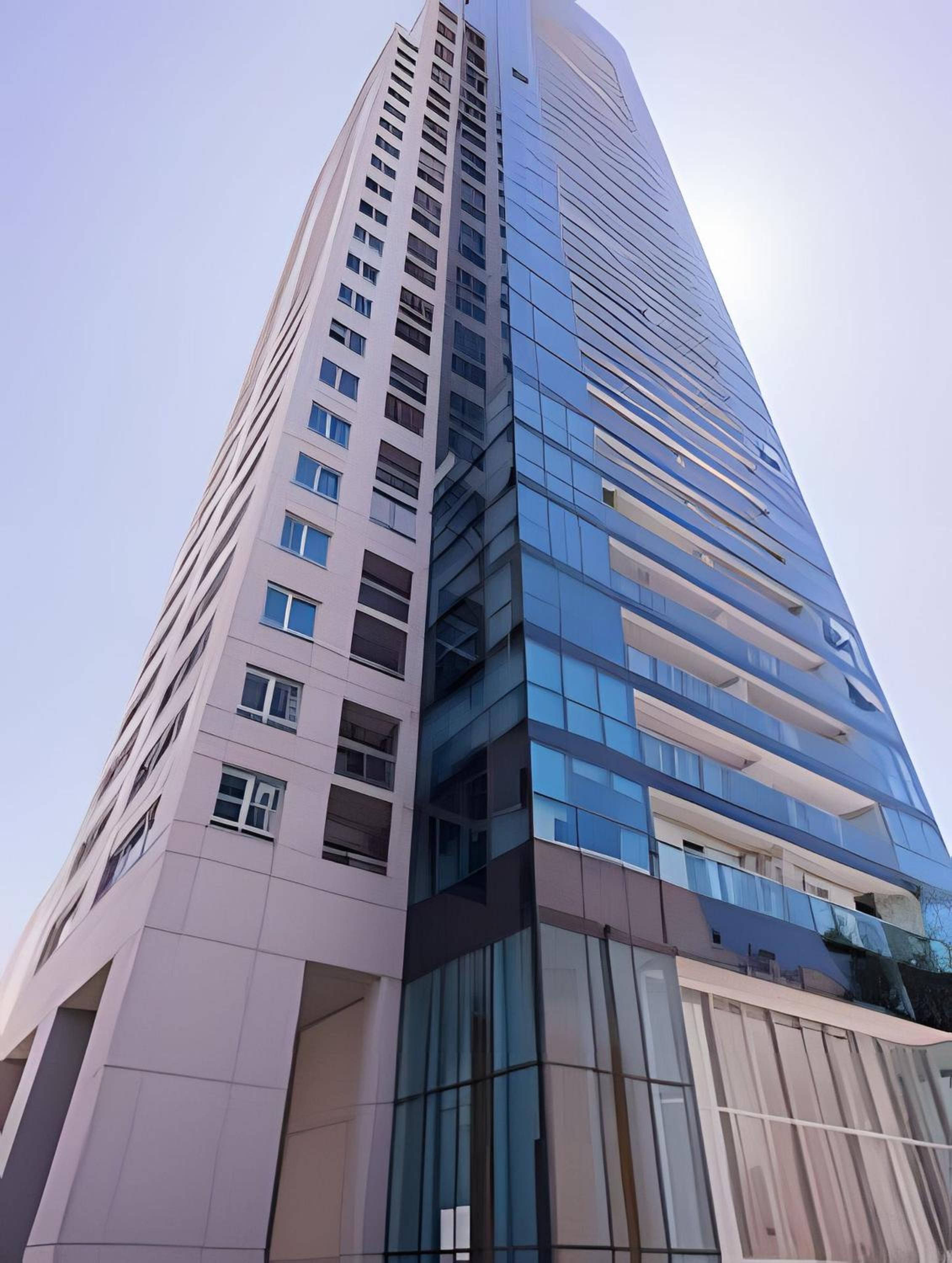 High-End Tower Pool, Gym & Sauna in Palermo Soho