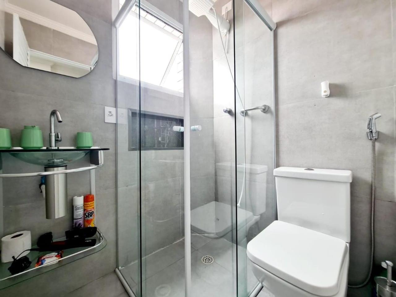 Family apartment, Vila Tupi, Praia Grande, São Paulo