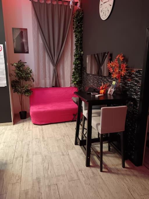 Vörösmarty Street Apartment