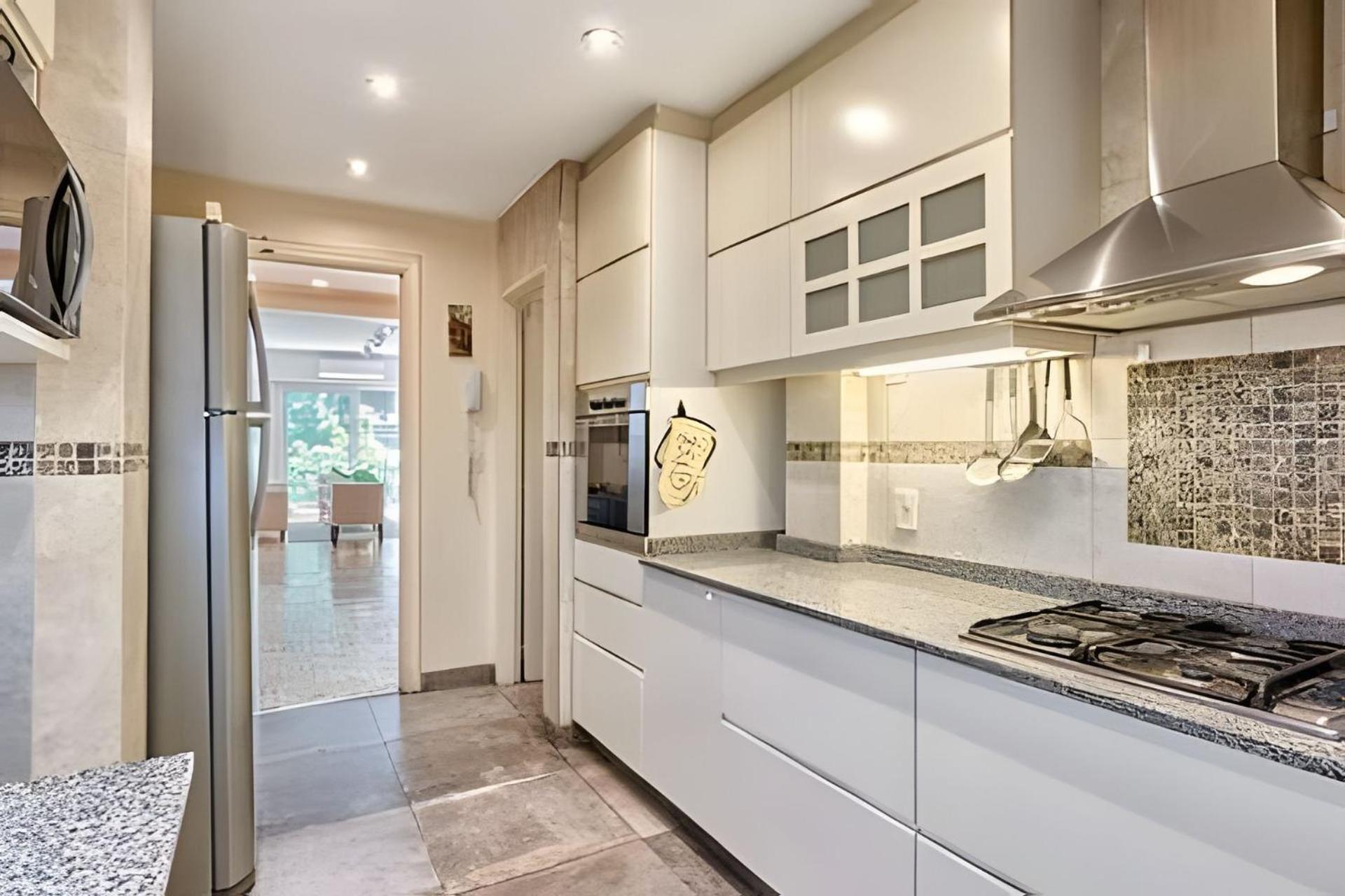 Family 3BR Apartment in Best of Recoleta
